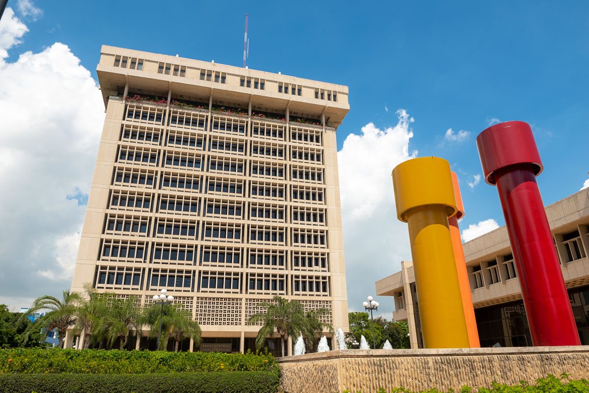 Banco Central aumenta a RD$15MM el Encaje Legal!