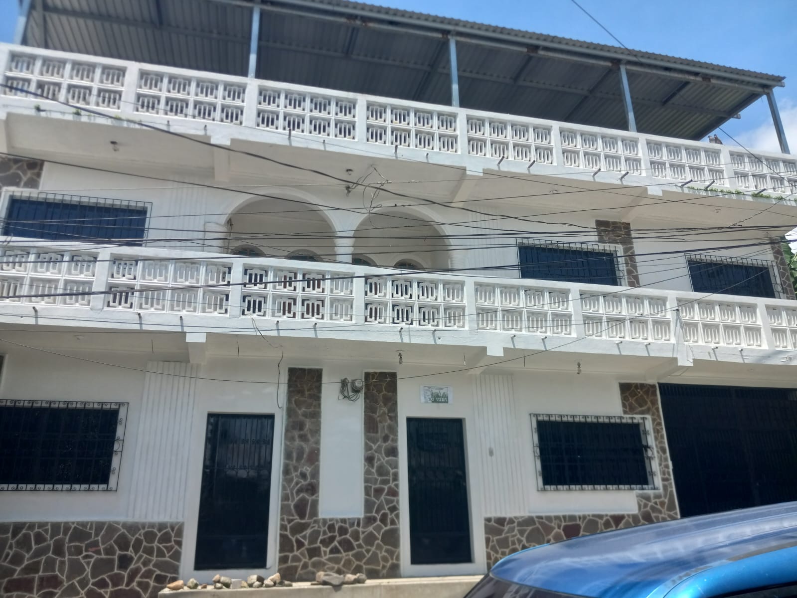 Invertir en Ilobasco: ¿Por qué este edificio de 3 niveles es la oportunidad comercial del 2026?