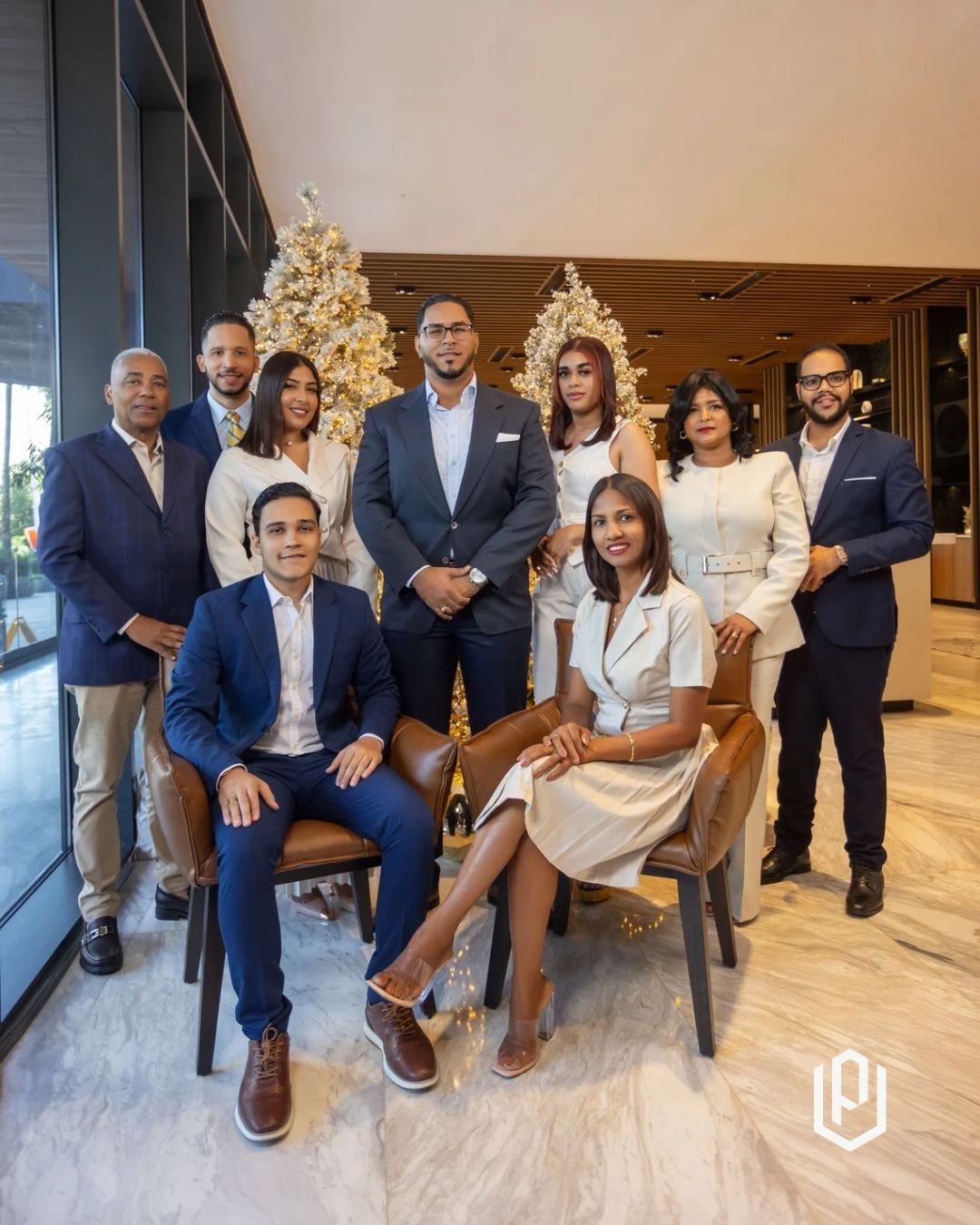 Ultra Propiedades RD, Inmobiliaria - Da la Bienvinida a la Navidad