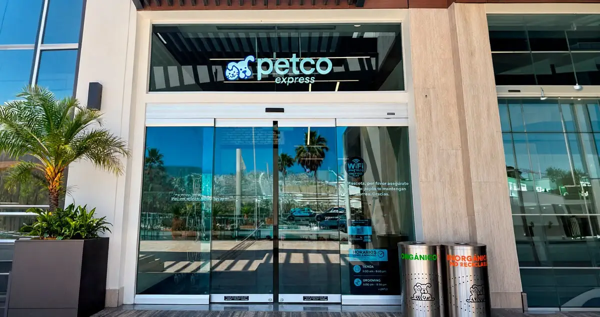 Petco Express abre en San José del Cabo para residentes