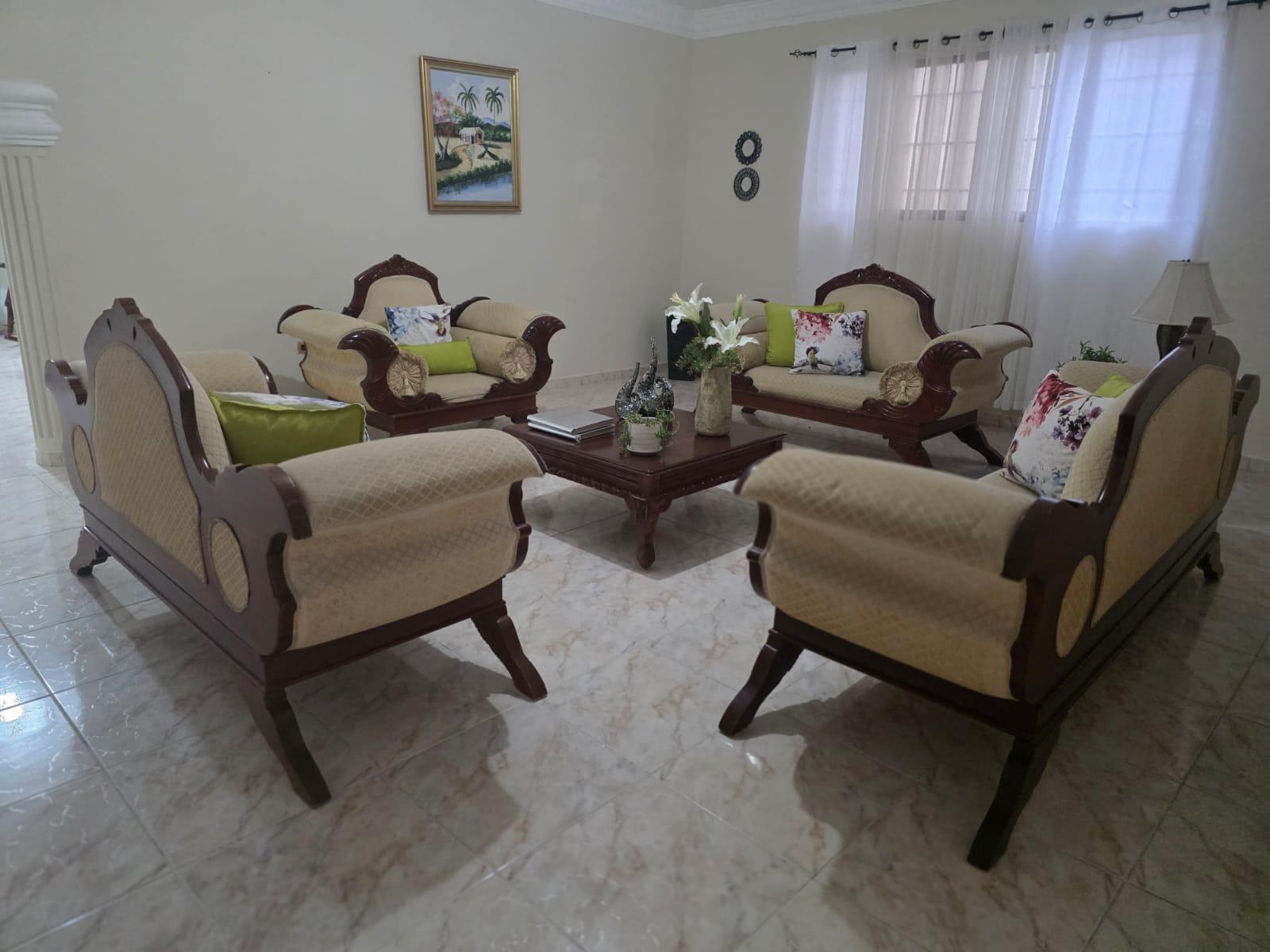 CASA RESIDENCIAL, EN VENTA, LOS FRAILES