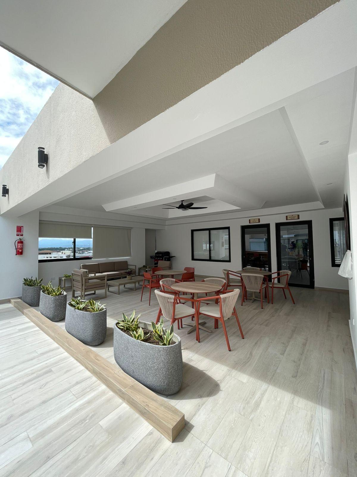 Se vende apartamento de 2 habitaciones, en Urb. Real