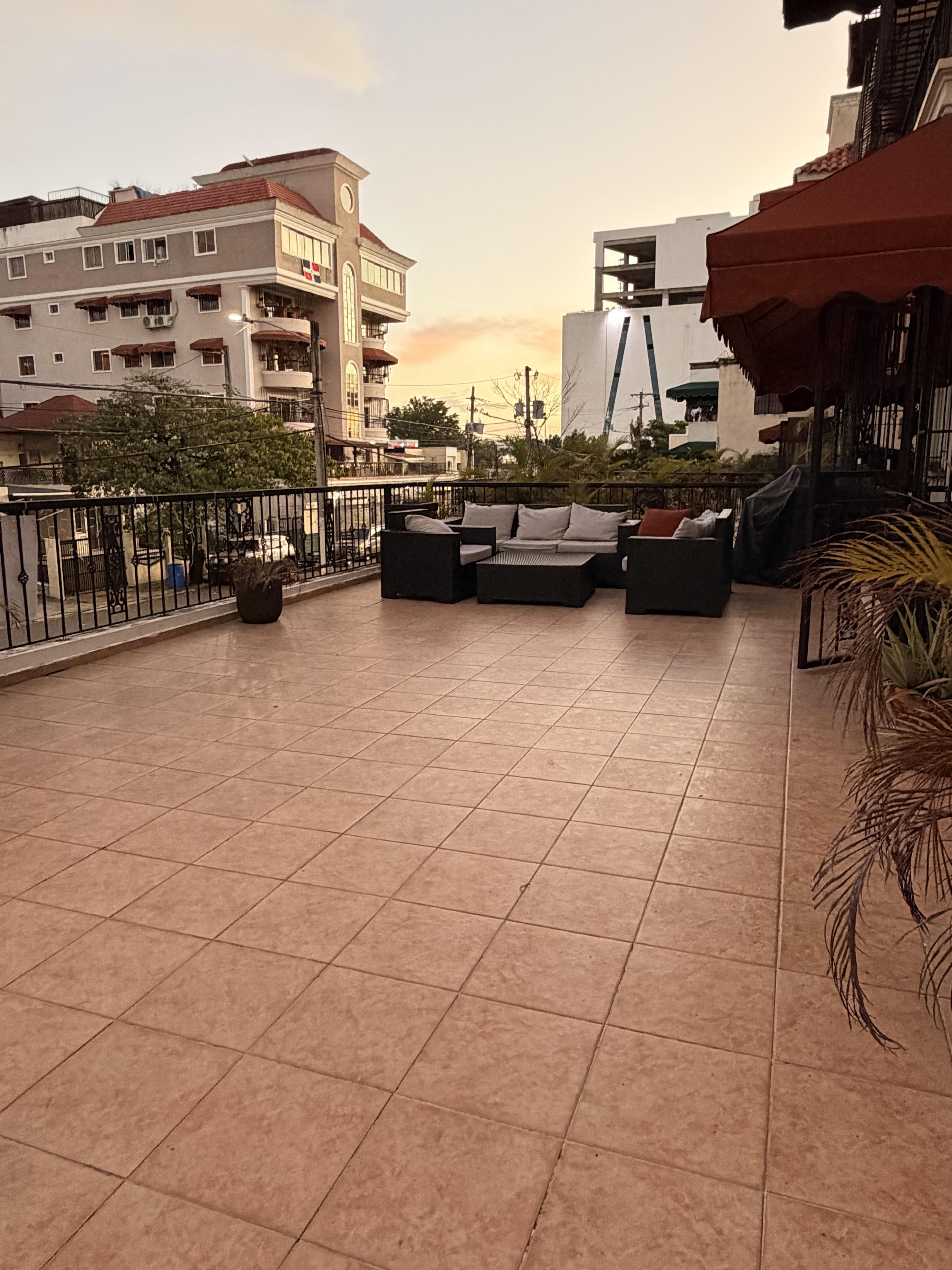 Apartamento 2da con terraza en renacimiento
