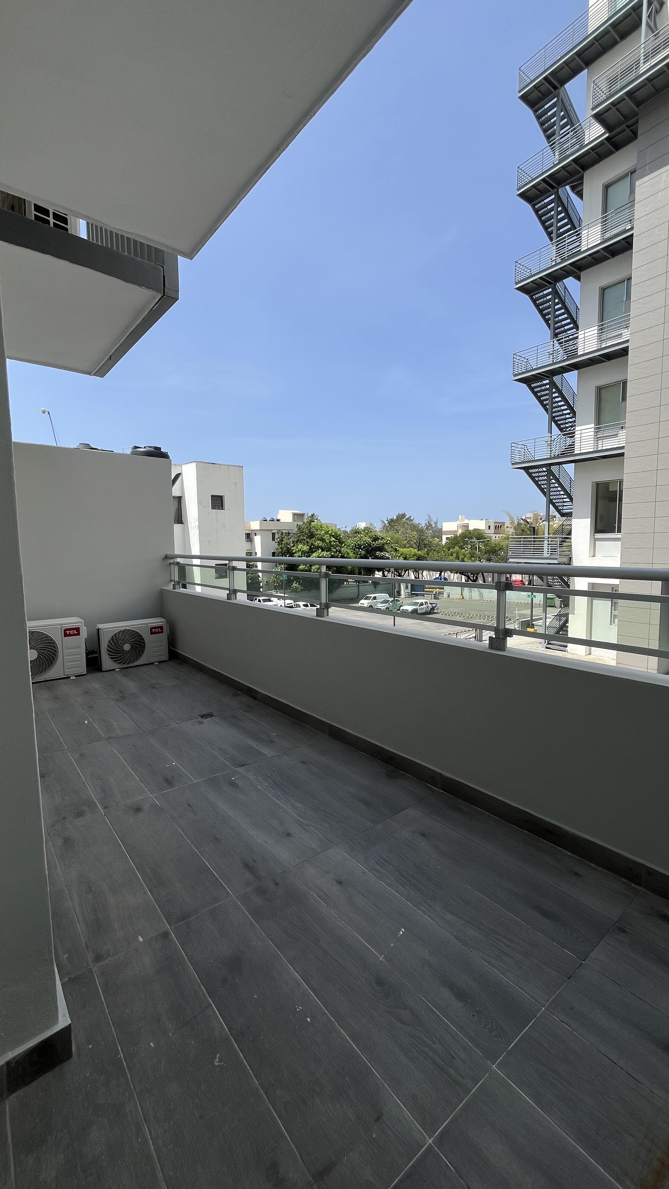 2da con terraza en venta en Bella Vista de 1 habitacion