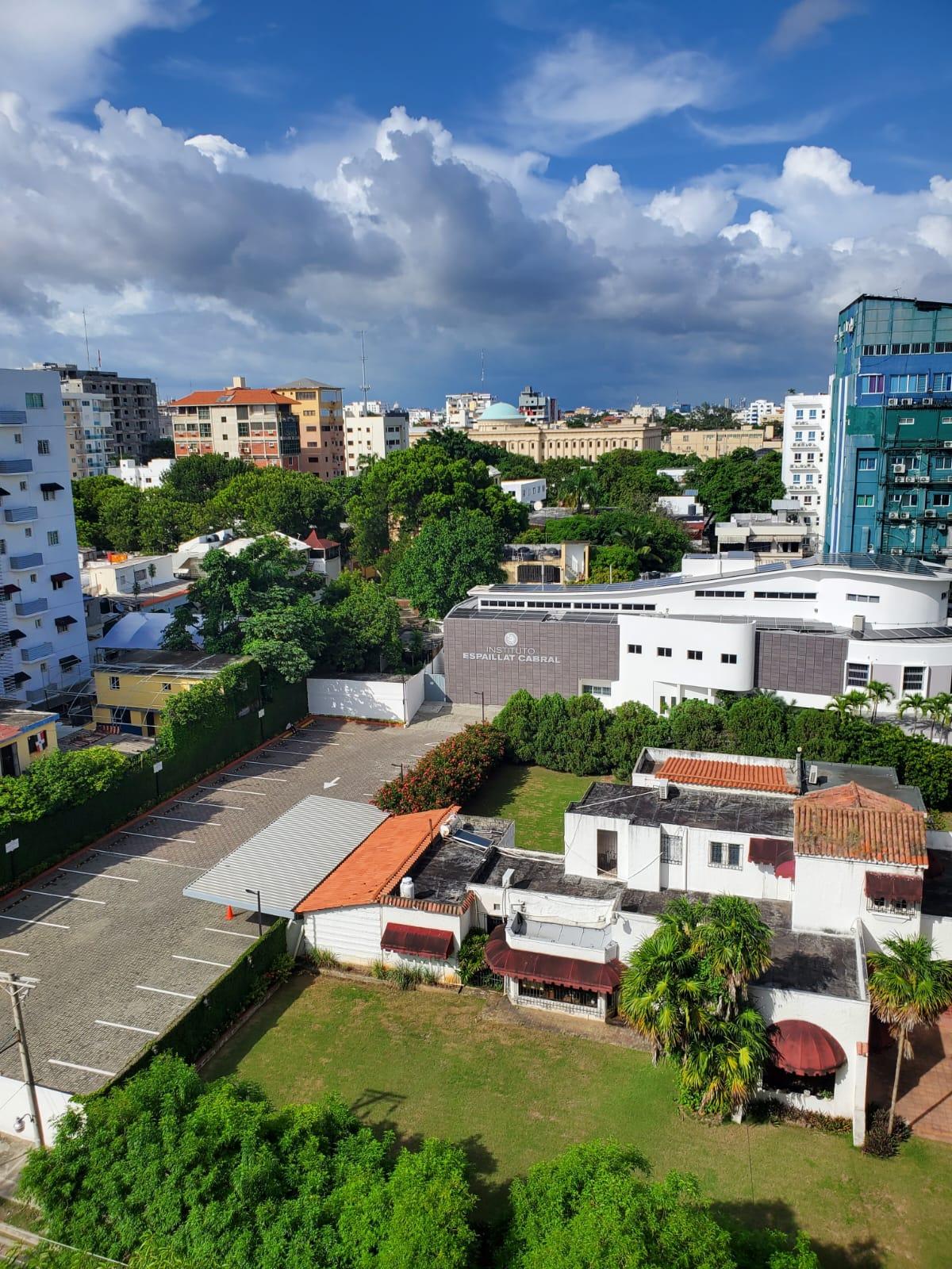 Alquilo Apartamento Amueblado Con Vist al Mar