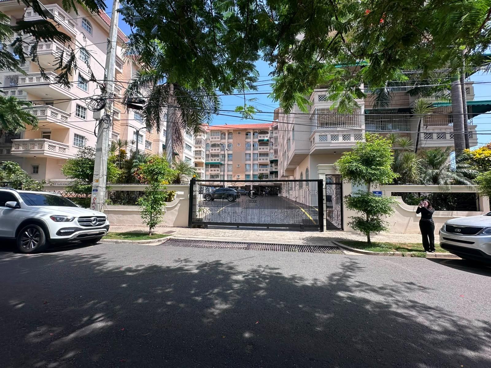 Hermoso Apartamento en Venta – Gazcue, 5to Piso
