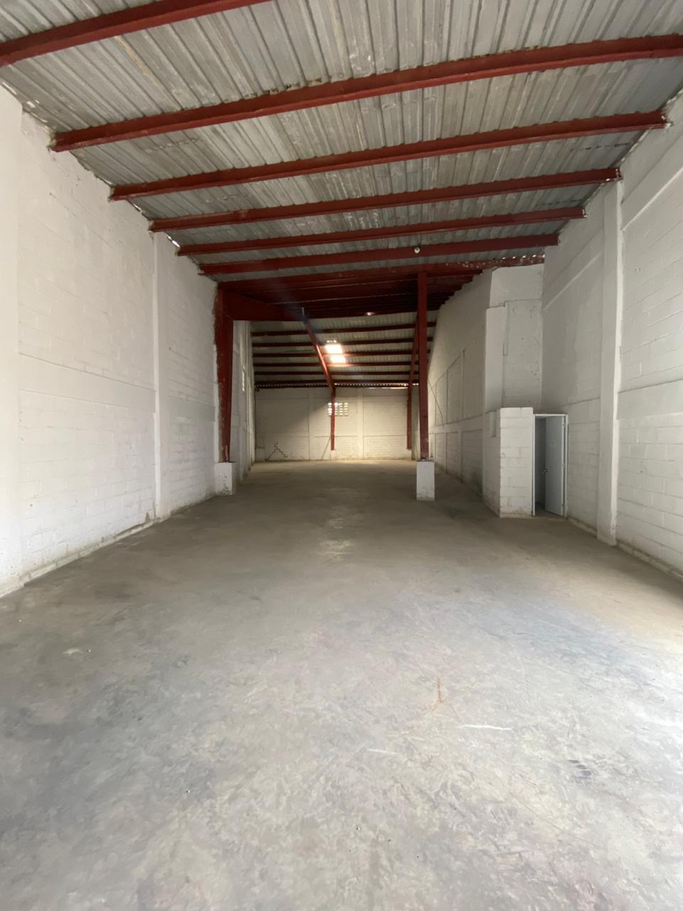 Commercial space in Manoguayabo