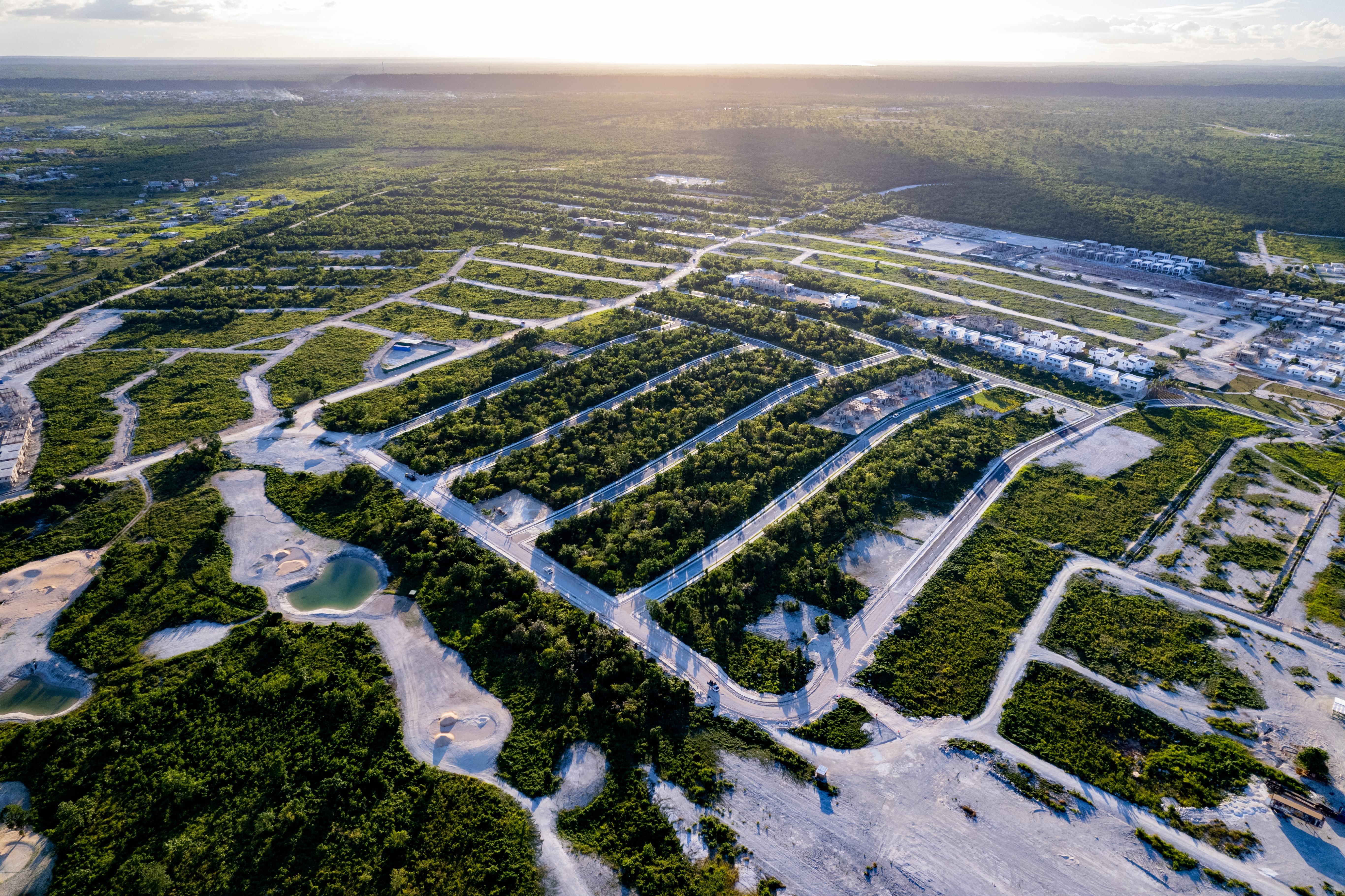 Lotes de venta dentro de una comunidad cerrada en Vista Cana, Punta Cana