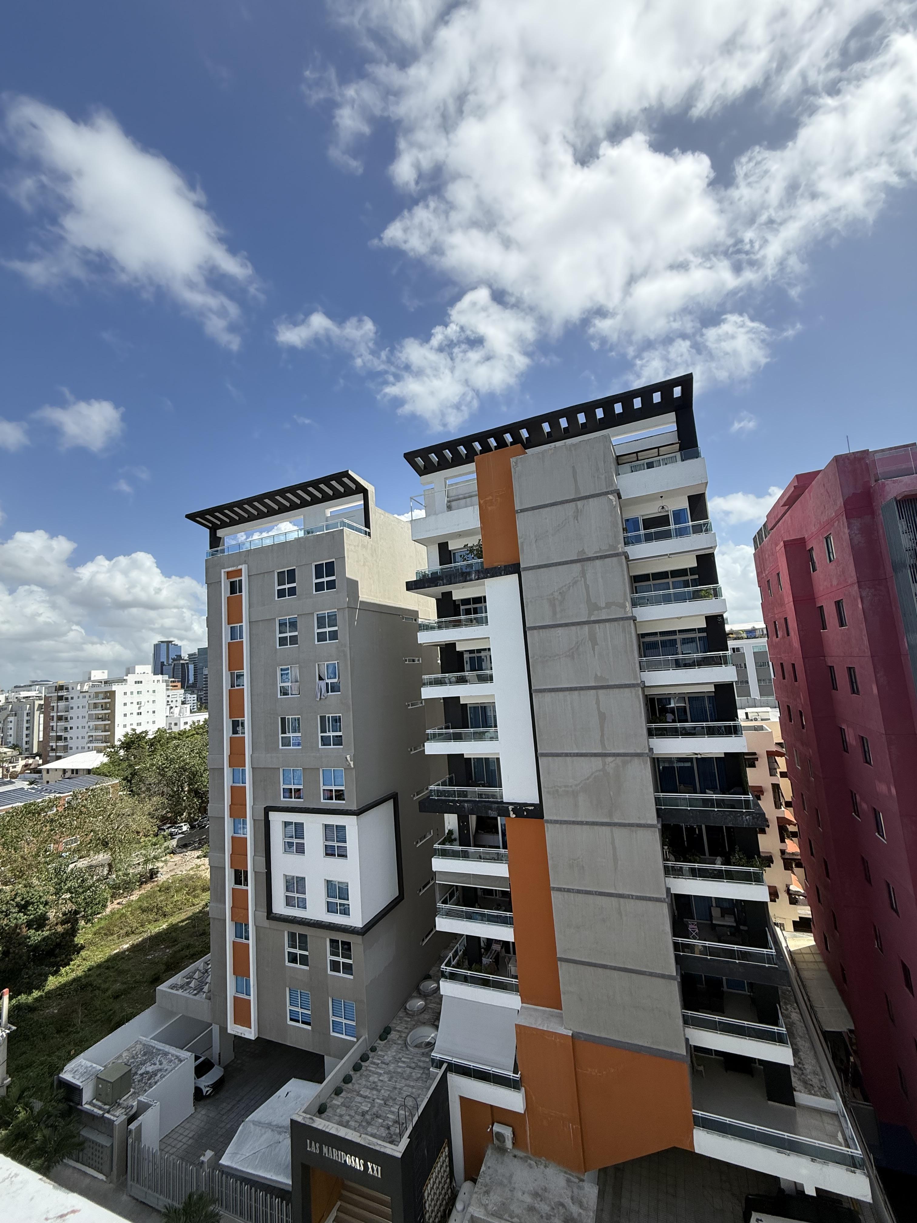 Apartamento en venta en Evaristo Morales, Santo Domingo D.N.