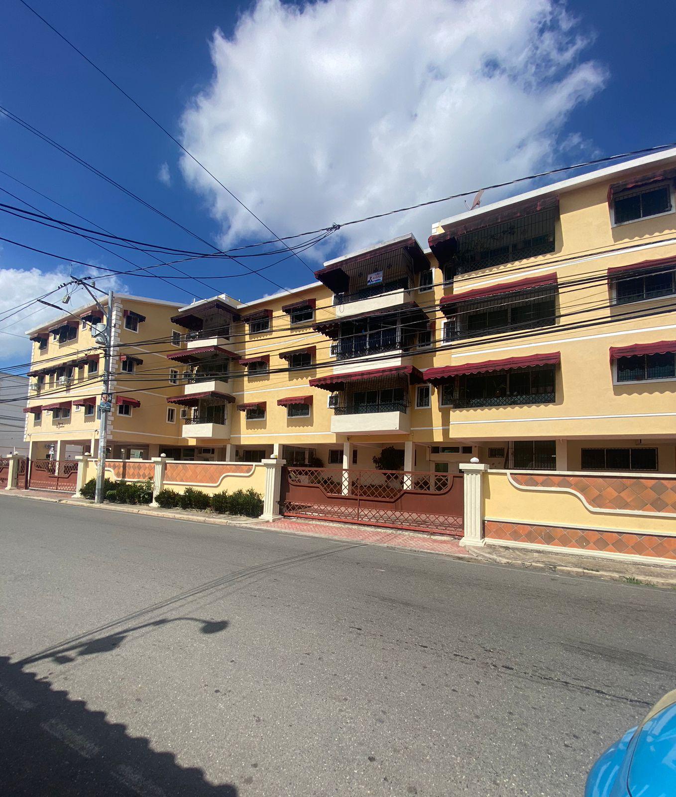 Apartamento en venta en Alma Rosa Ii, Santo Domingo Este