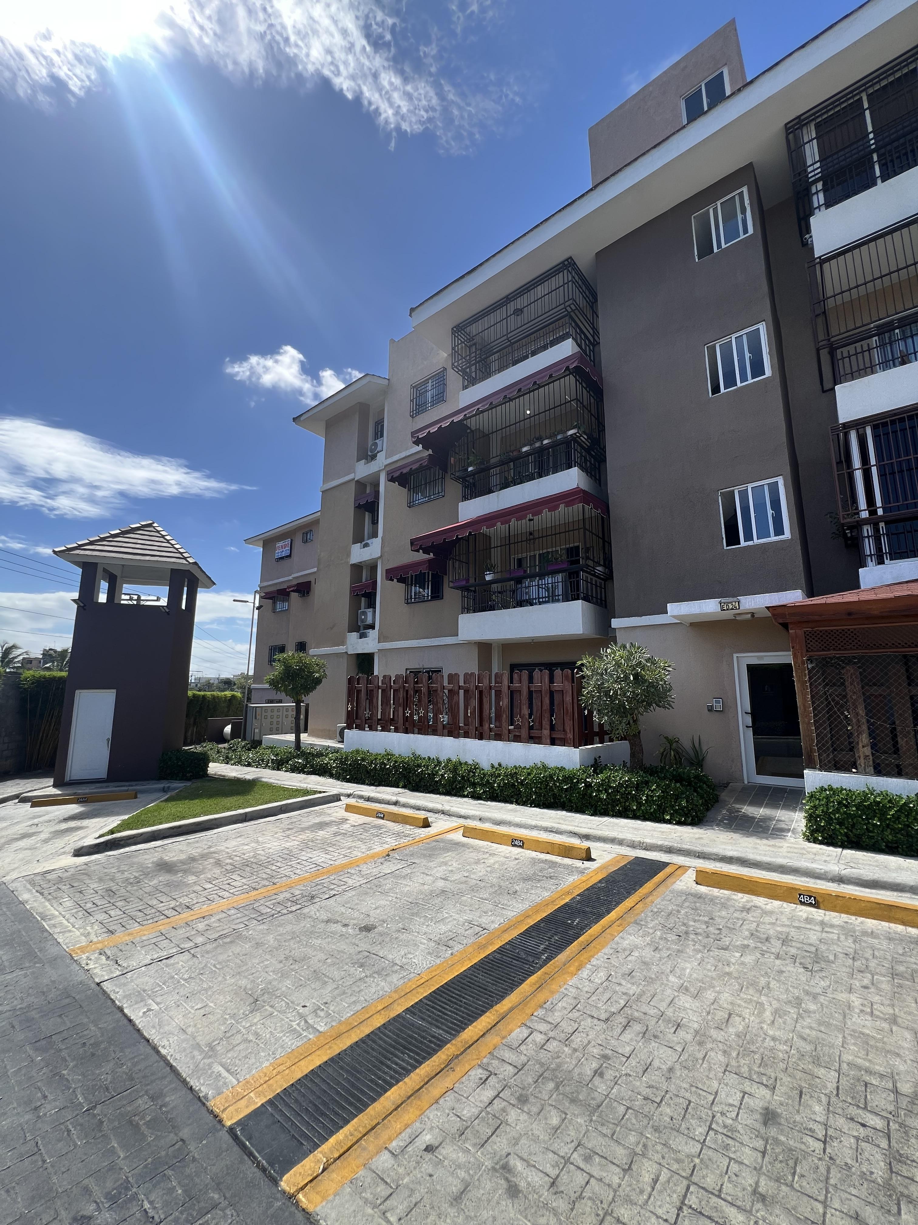 Apartamento en venta en Colinas Del Oeste, Santo Domingo Oeste