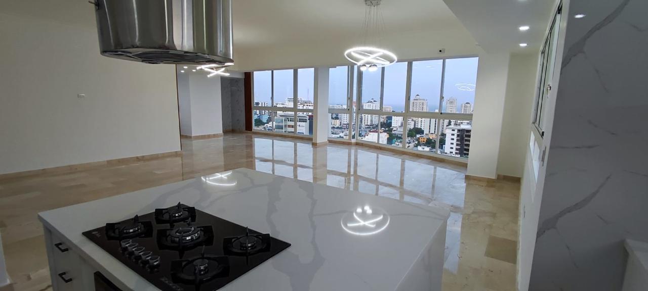 Penthouse en venta en Evaristo Morales, Santo Domingo D.N.