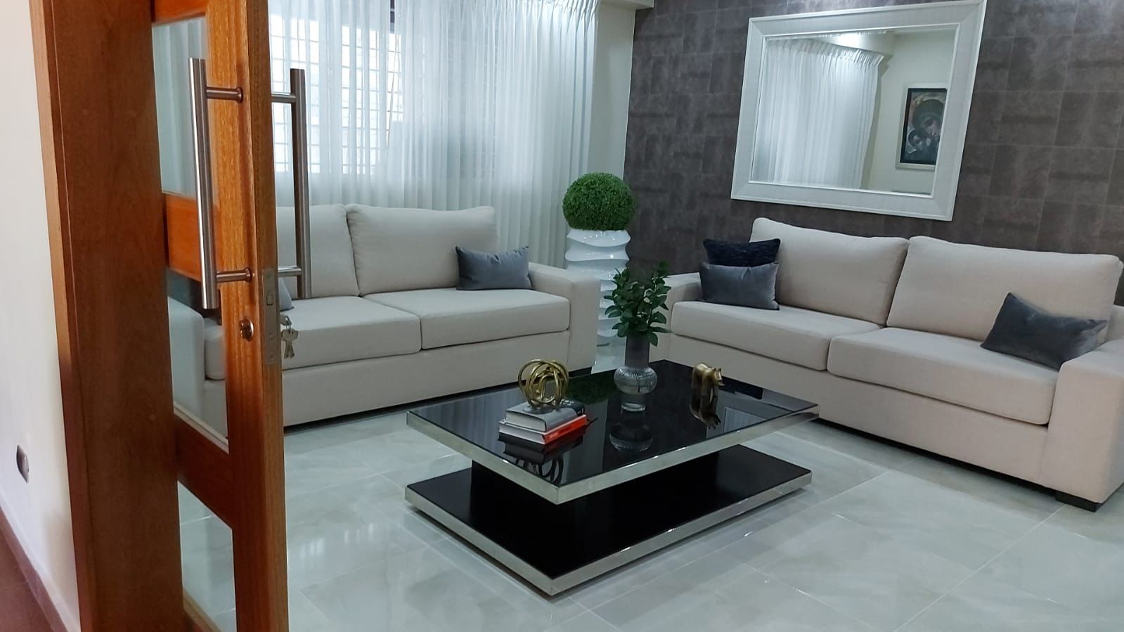 Apartamento en venta en Aut. Duarte, Santo Domingo Oeste