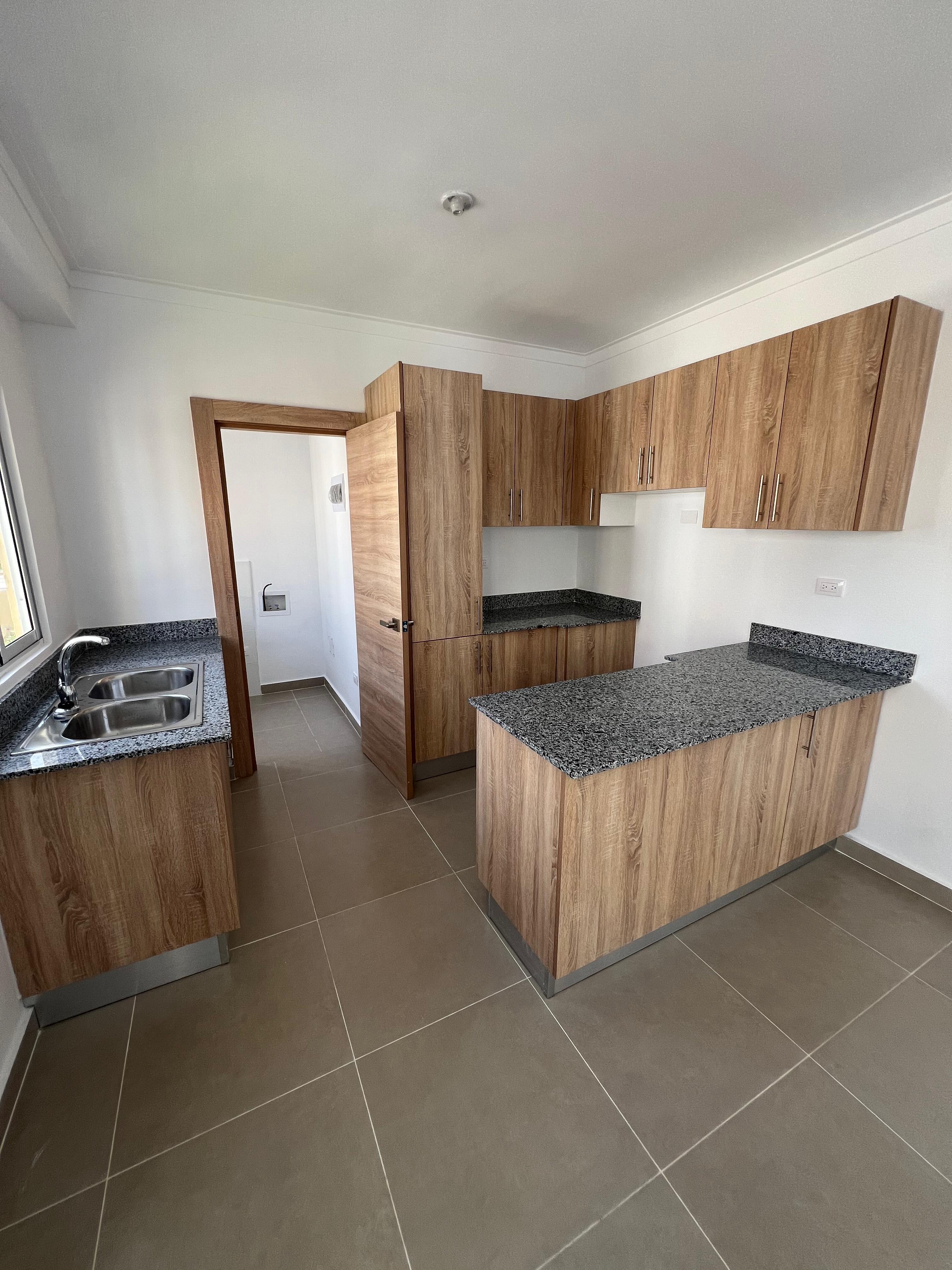 Apartamento en venta en Prolongación Av. 27 De Febrero, Santo Domingo Oeste
