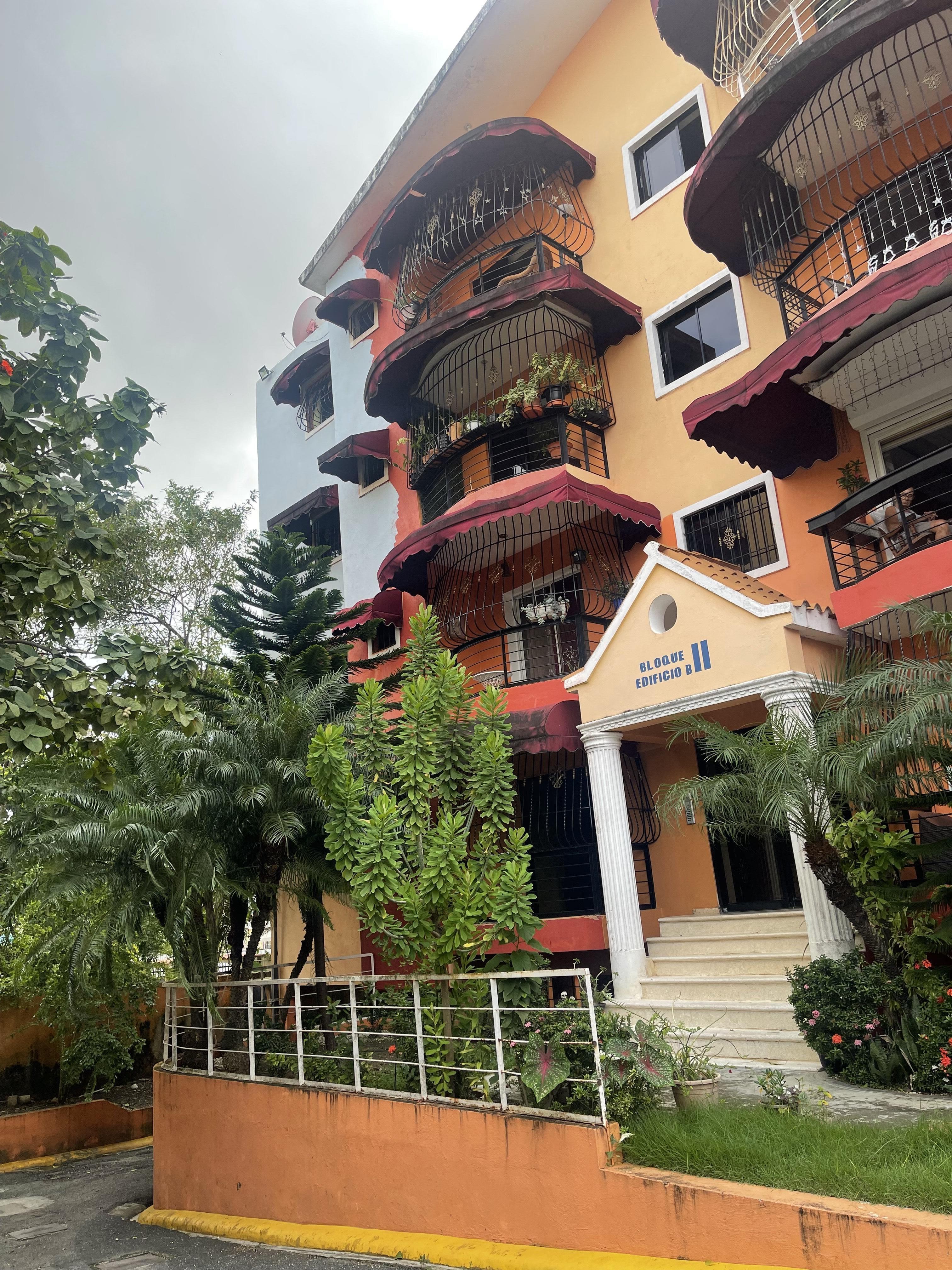 Apartamento en venta, Santo Domingo, Este Vista Hermosa, proximo a Megacentro.