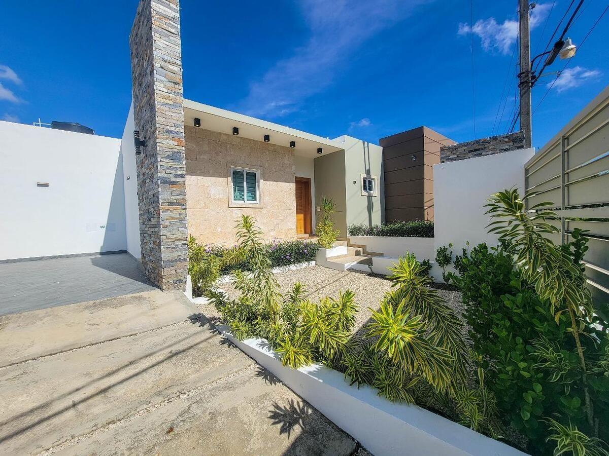 2-Bedroom Villa with Pool & 2-Car Garage