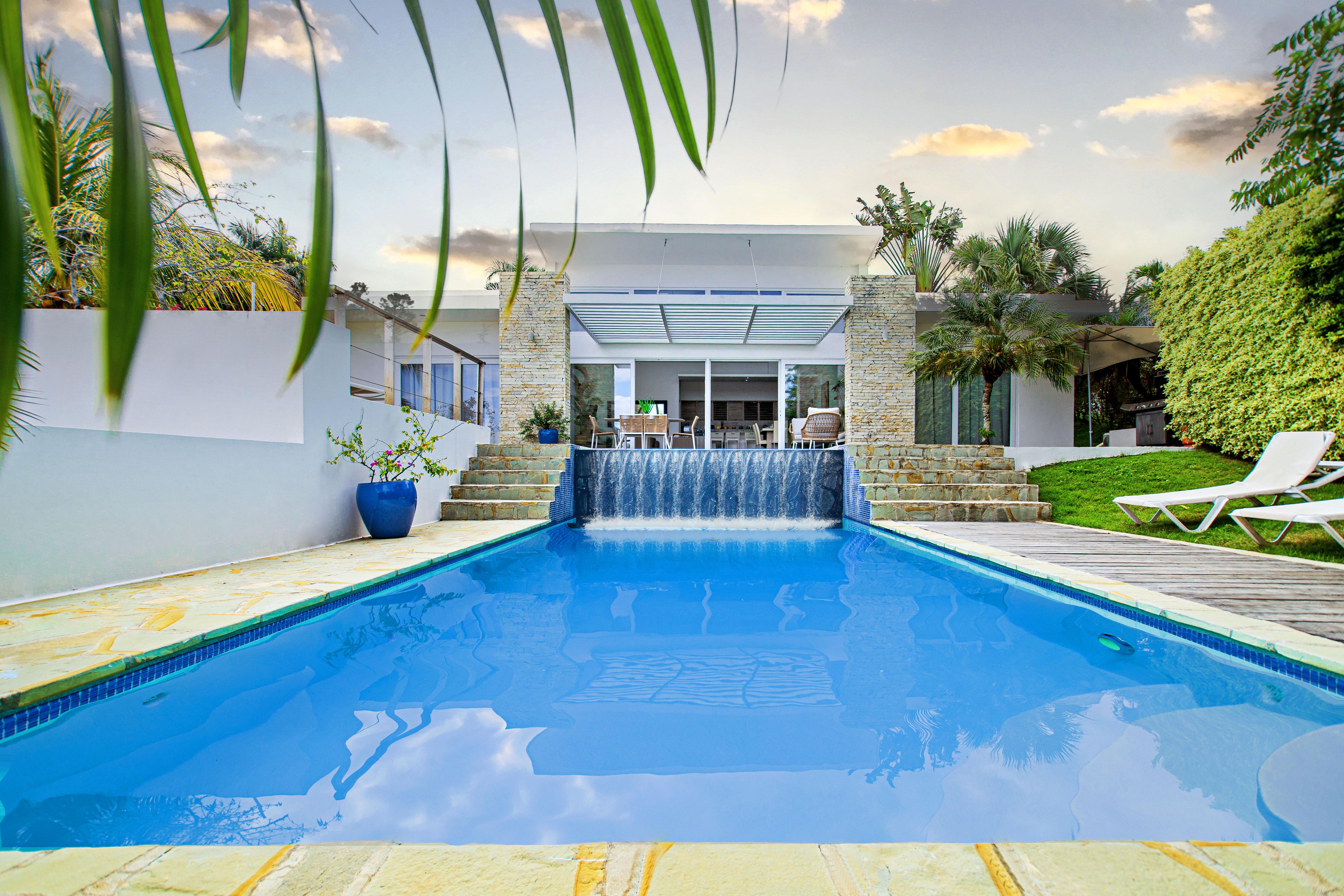 Private 3 Bedroom Villa with Pool, Guest Suite and Outdoor Living