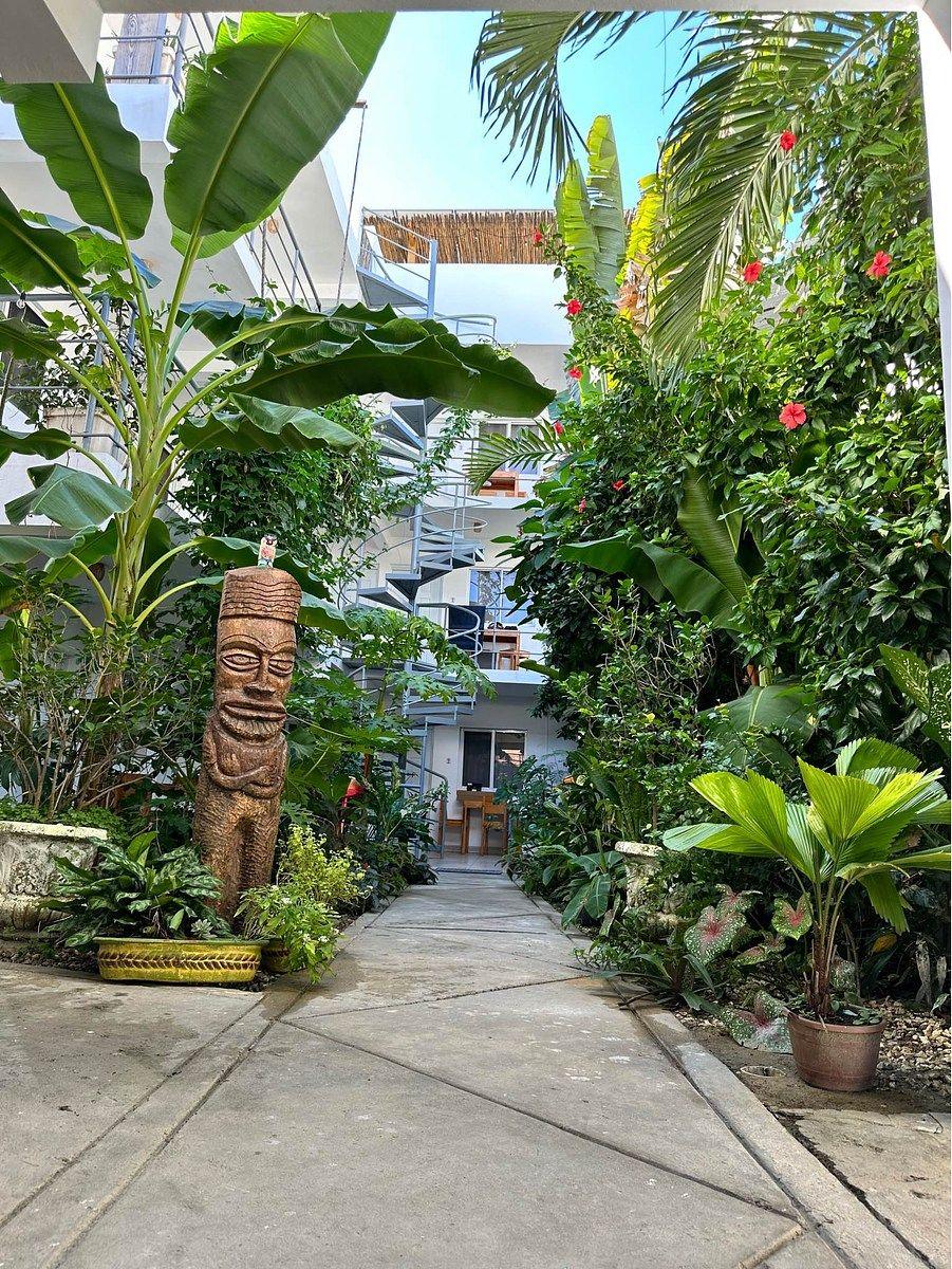Cash-Flowing 12-Unit Guesthouse | Cabarete | Seller Financing Available