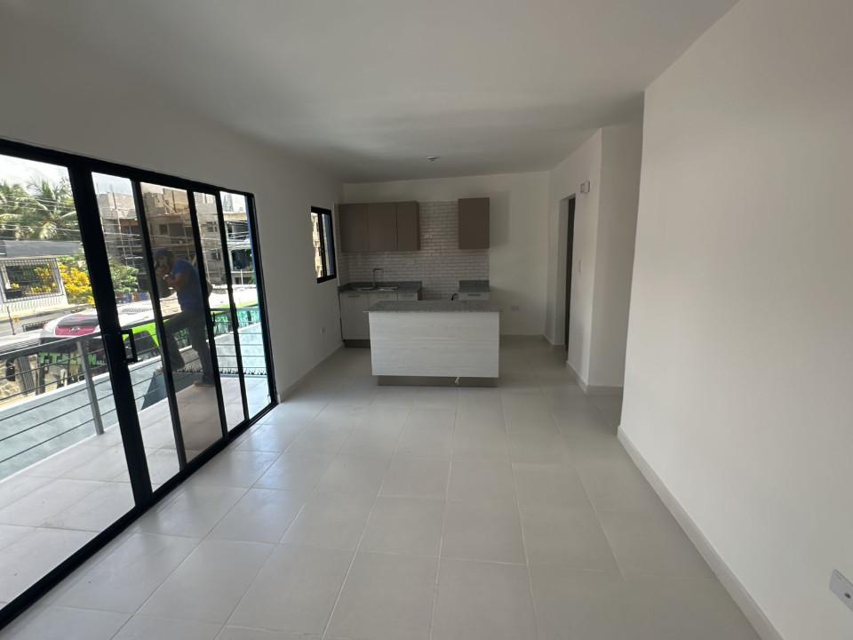 APARTAMENTO EN REPARTO LOS TRES OJOS