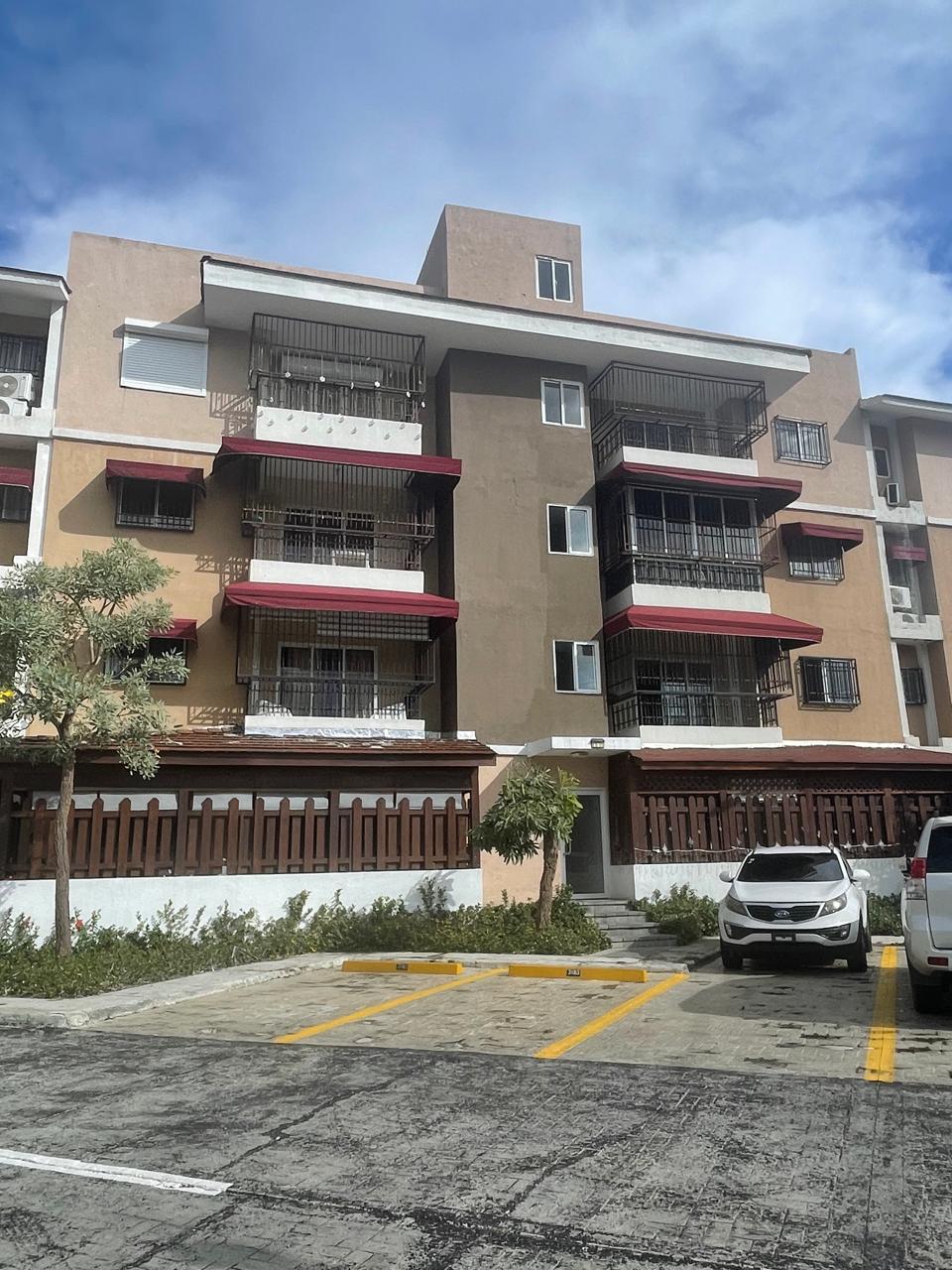 Apartamento en Brisas de las Colinas