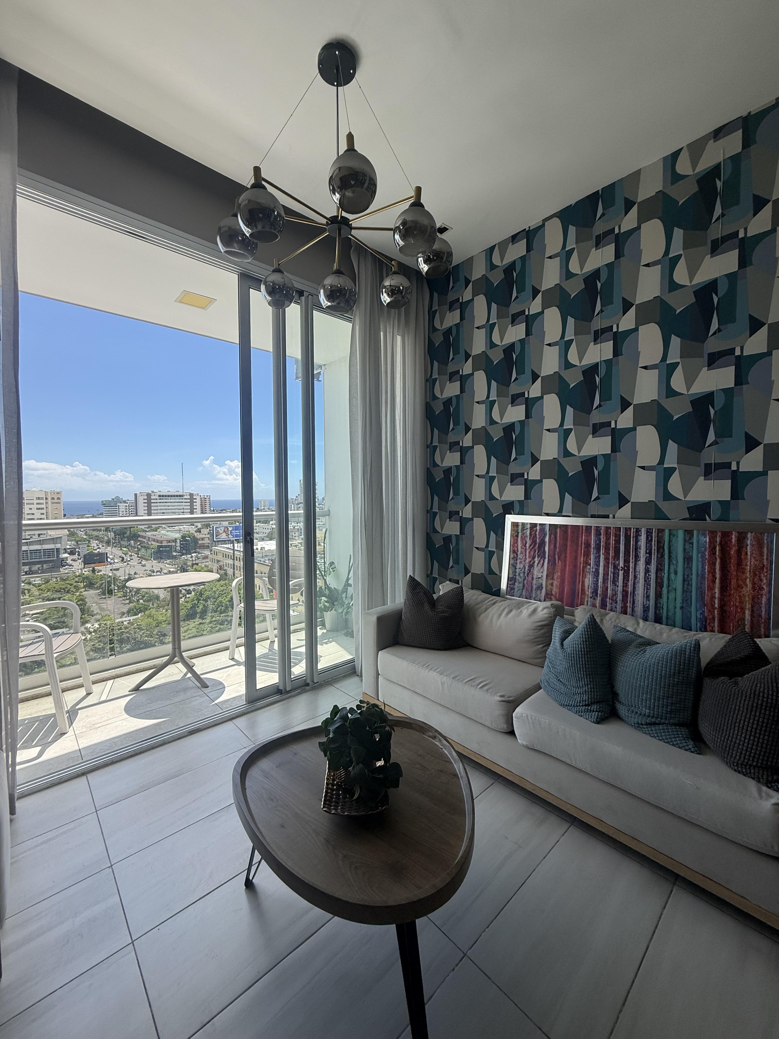 Apartamento Céntrico 1 Hab. +Estudio en Renta Amueblado