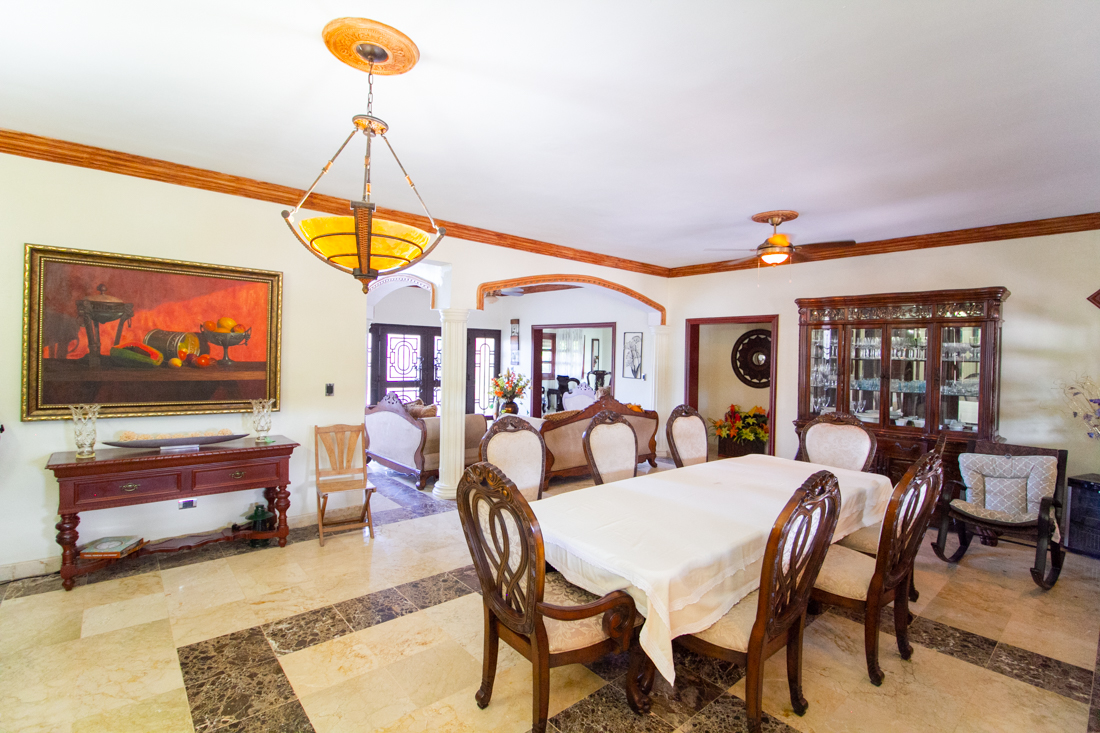Finca en Santo Domingo Este