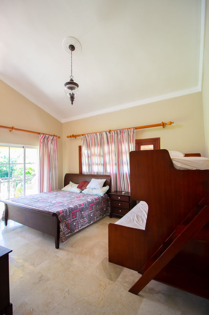 Finca en Santo Domingo Este