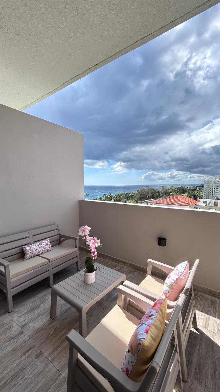 APARTAMENTO EN ALQUILER DE UNA HABITACIÓN AMUEBLADO CON VISTA AL MAR