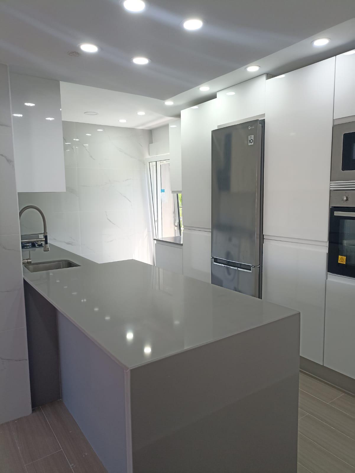 Apartamento remodelado en la Jacobo Maljuta, a minutos del supermercado Bravo