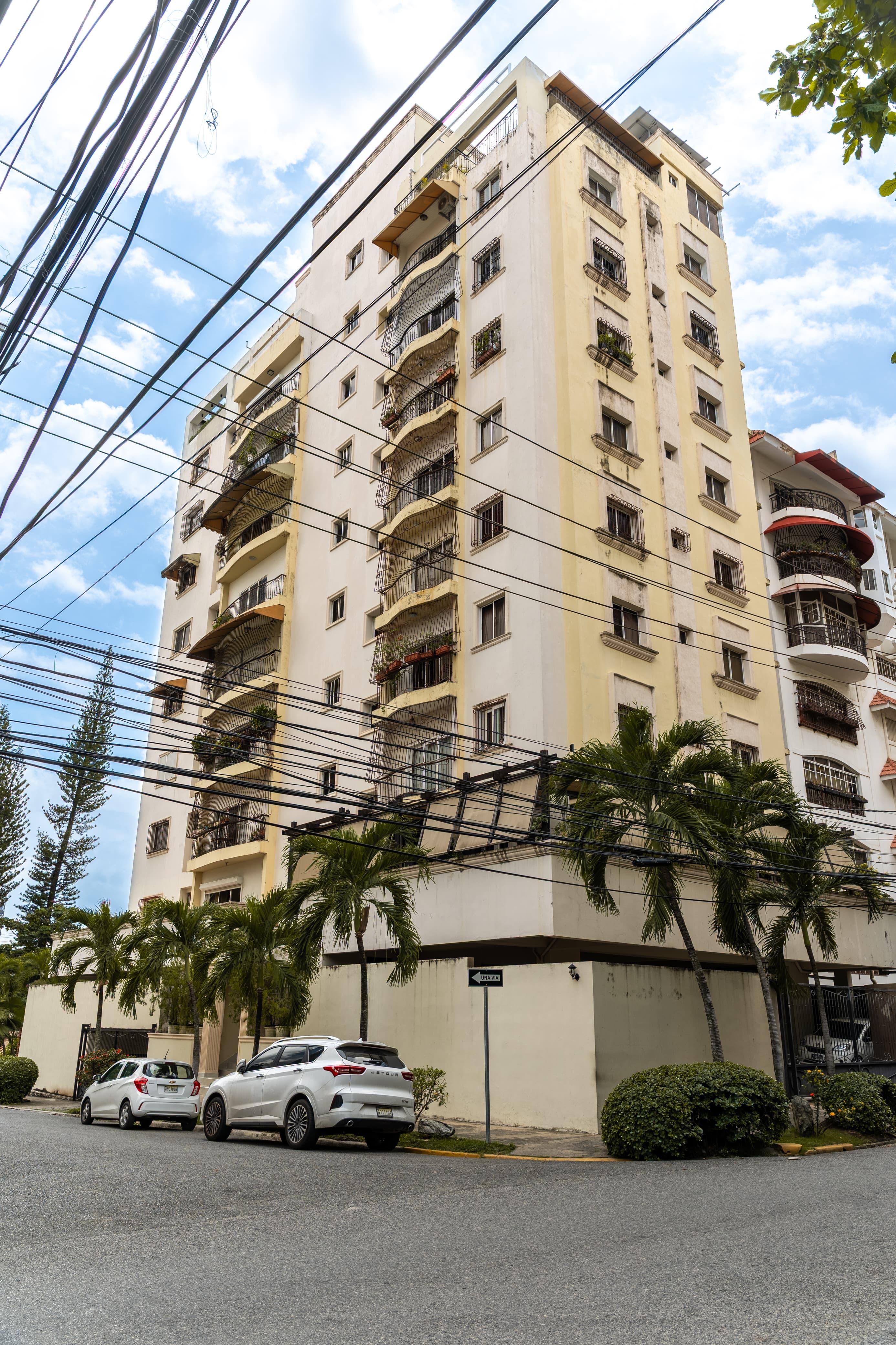 Alquiler Apartamento Céntrico, 2 Hab. en el Ensanche Paraiso