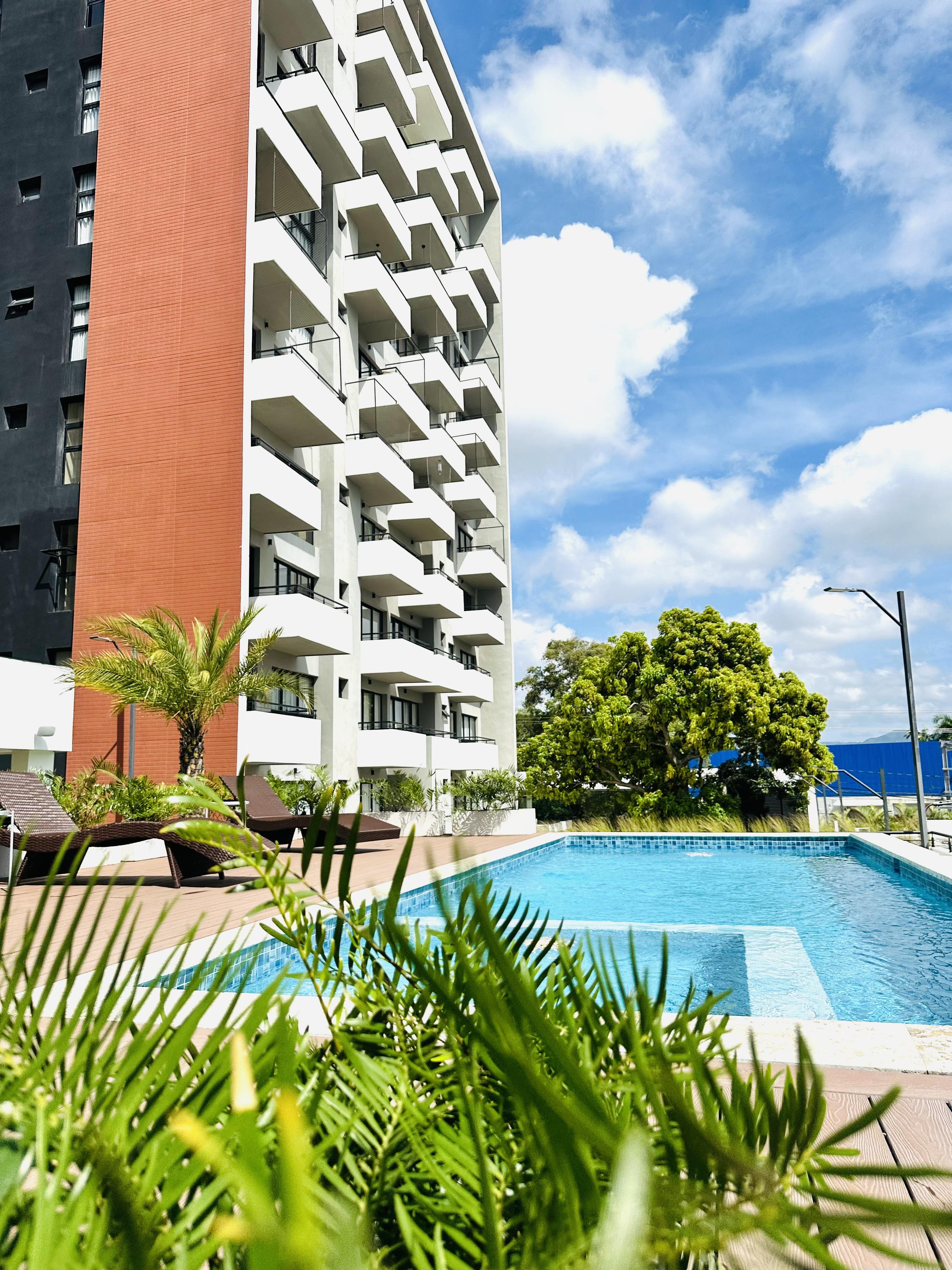Maravilloso penthouse piso 11 en venta prox. Autopista Duarte