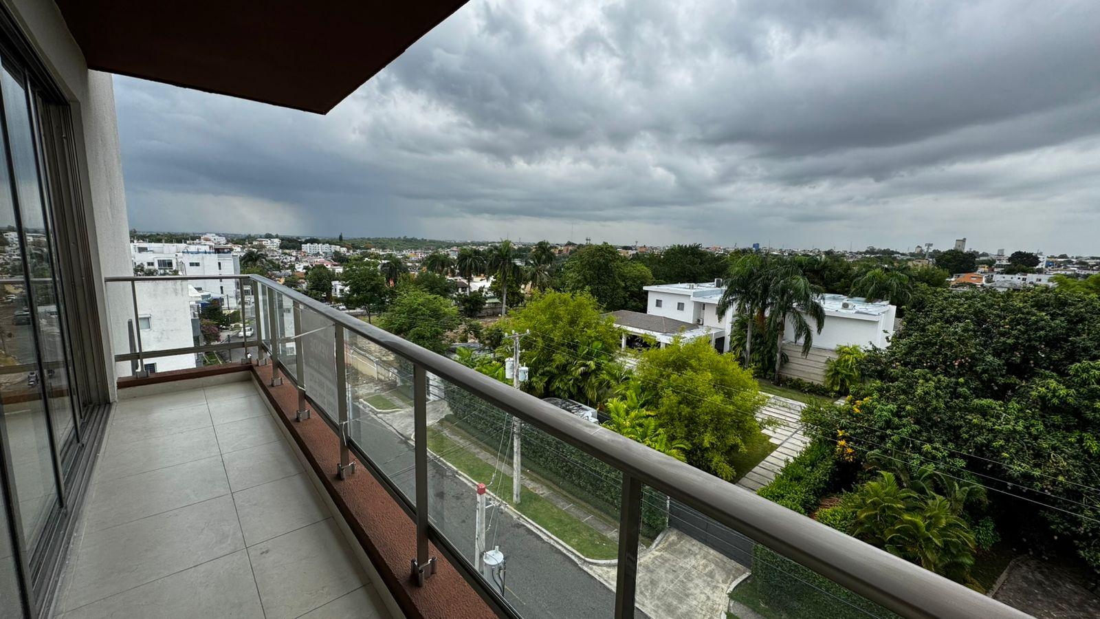 Apartamento listo con amplio balcón y 3 Habitaciones a pasos de Ágora Mall