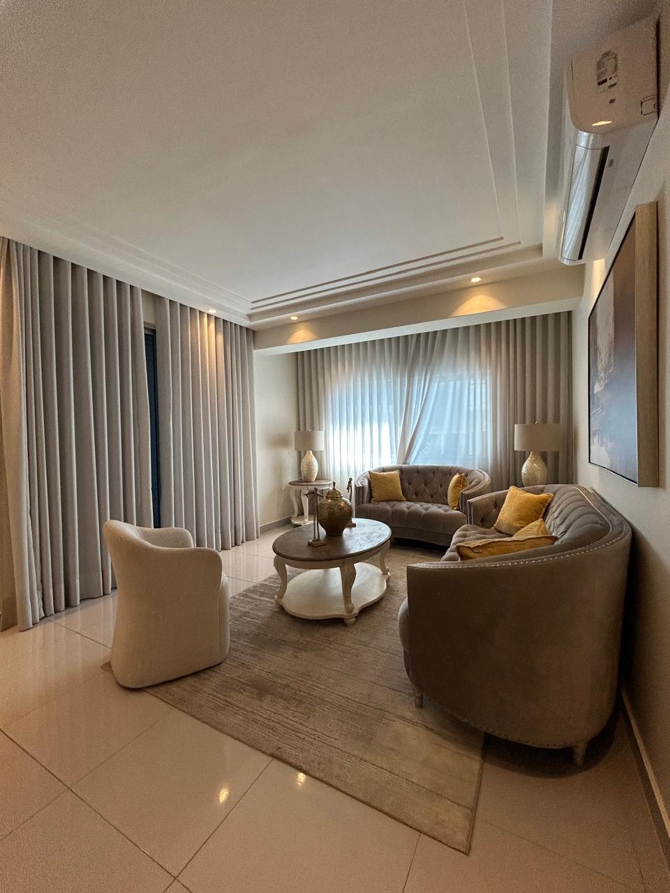 Espectacular Apartamento totalmente Amueblado en venta, 3 habitaciones, Naco