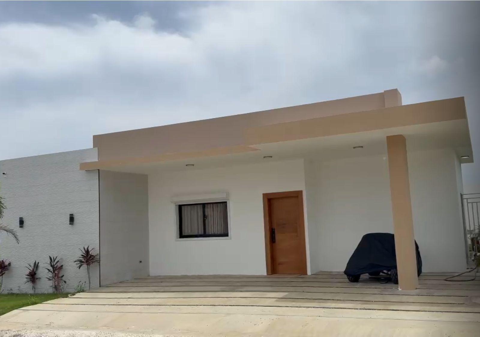 Villa Moderna en Venta, 2 habitaciones, con Picuzzi en Macao, Punta Cana