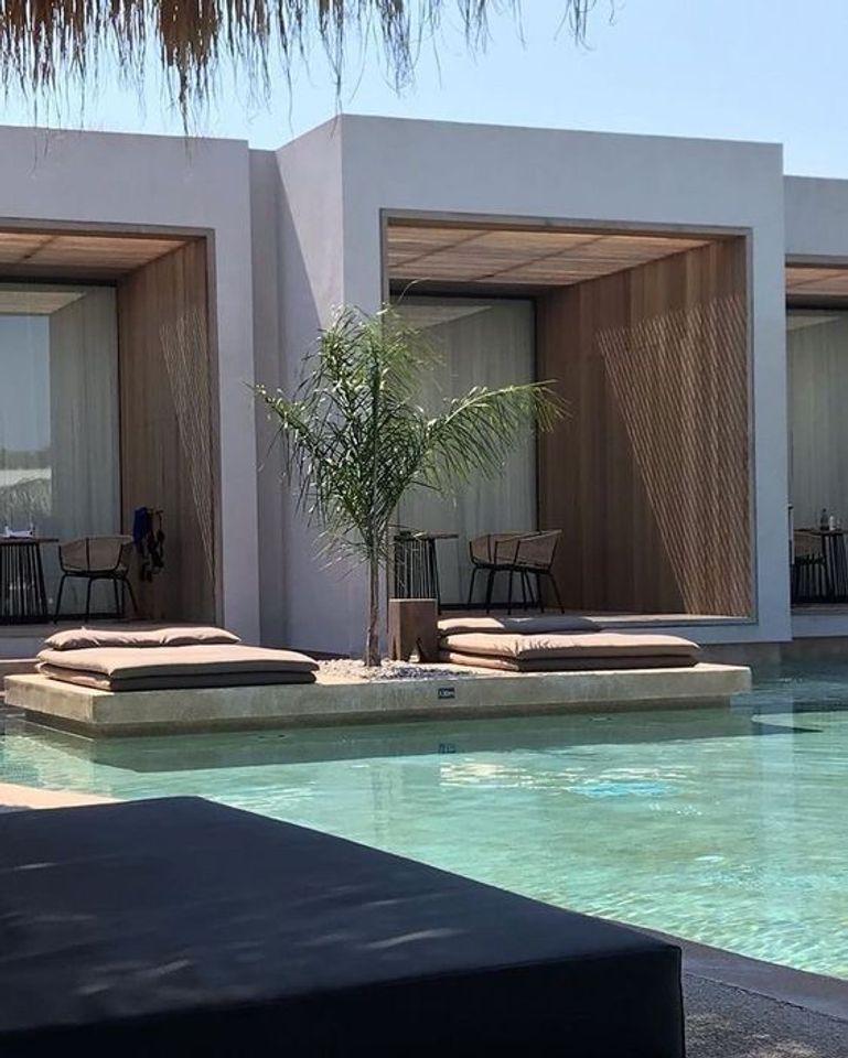 Proyecto de Apartamento de Lujo, construido sobre el Driving Range del campo de Golf Las Iguanas Cap Cana, a sólo 4 minutos de Playa Juanillo, 1, 2 y 3 habitaciones, Cap Cana