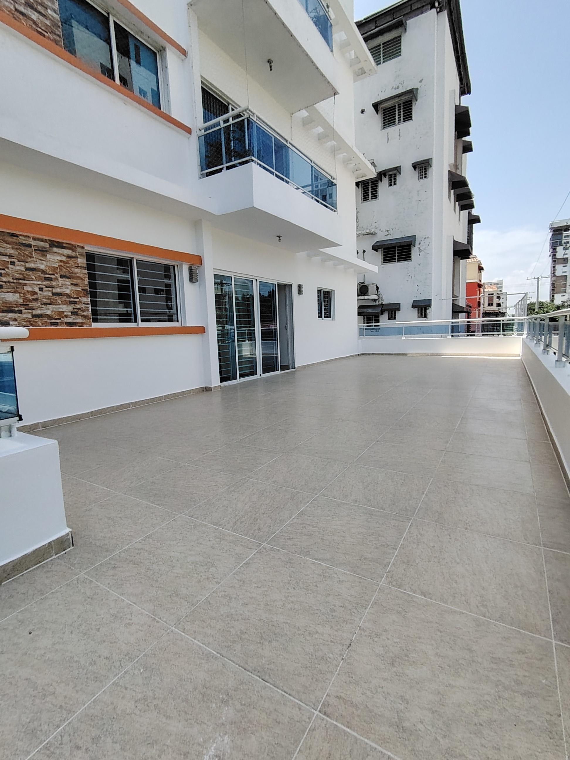 Hermoso apartamento en Alma Rosa I