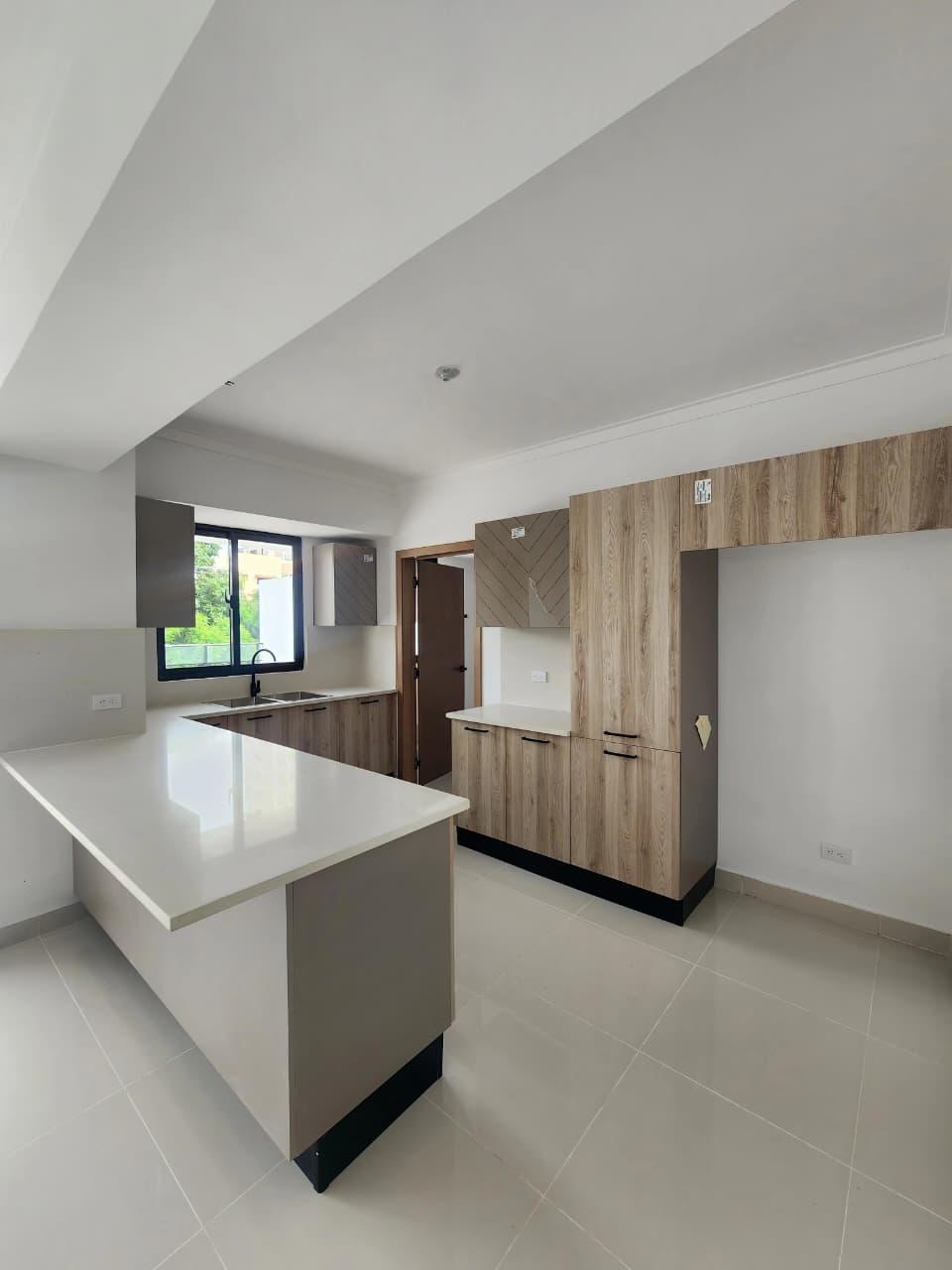 Apartamento de 3 habitaciones en Alma Rosa I