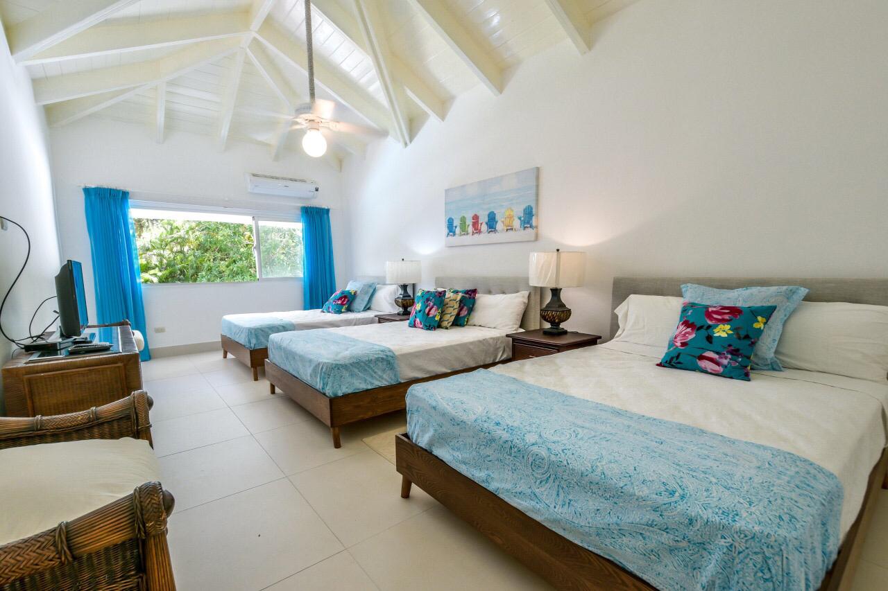 PRECIOSA VILLA EN CASA DE CAMPO