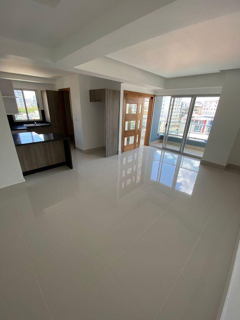 Apartamento en alquiler de dos habitaciones mas estudio