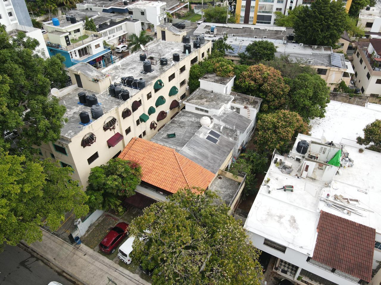 VENTA/ALQUILER DE CASA EN GAZCUE