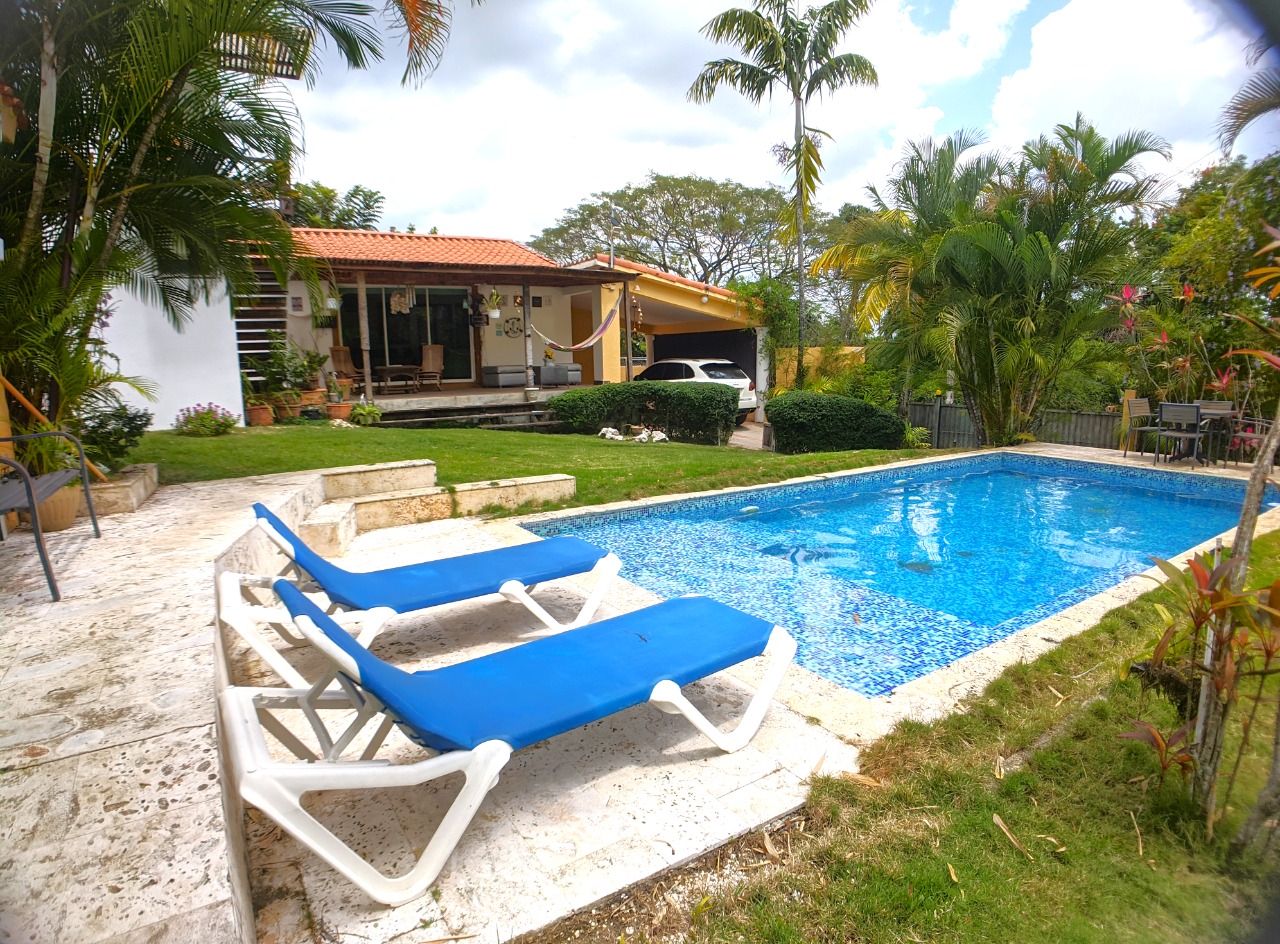 casa en arroyo hondo Premium Real Estate