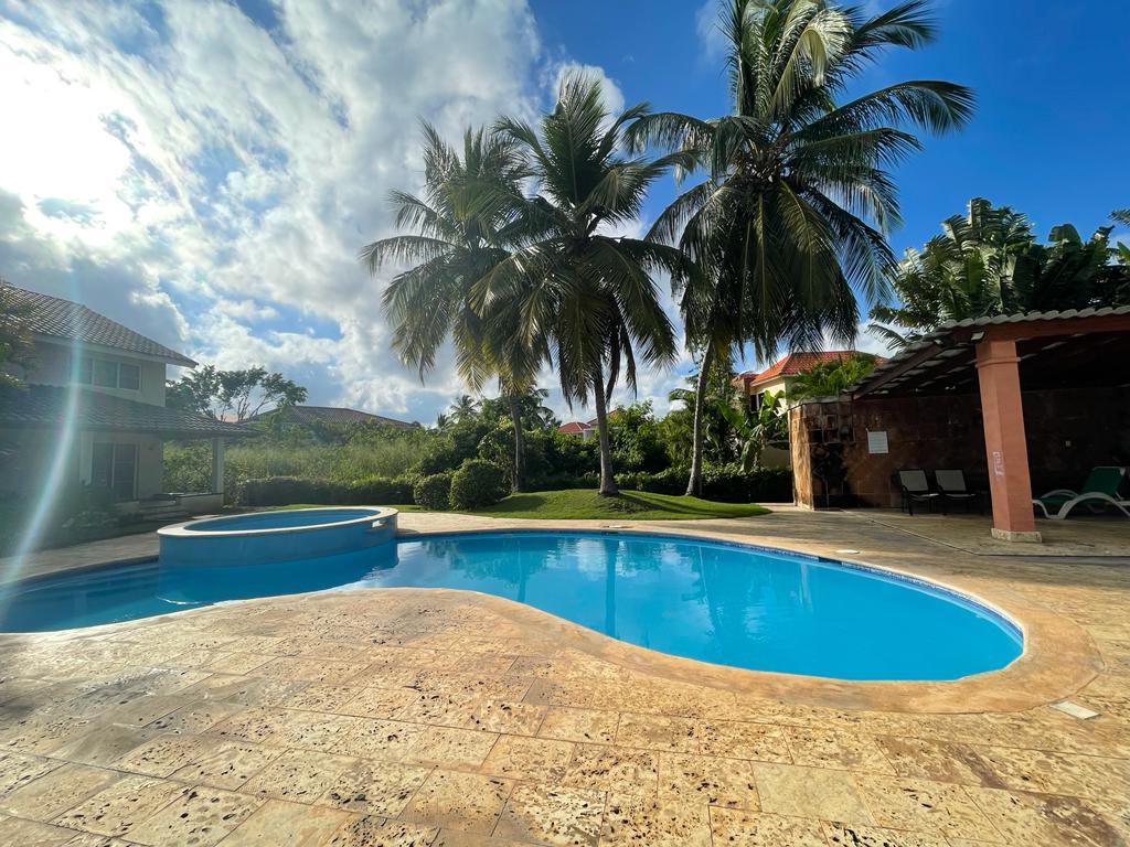 Villa en juan dolió Premium Real Estate