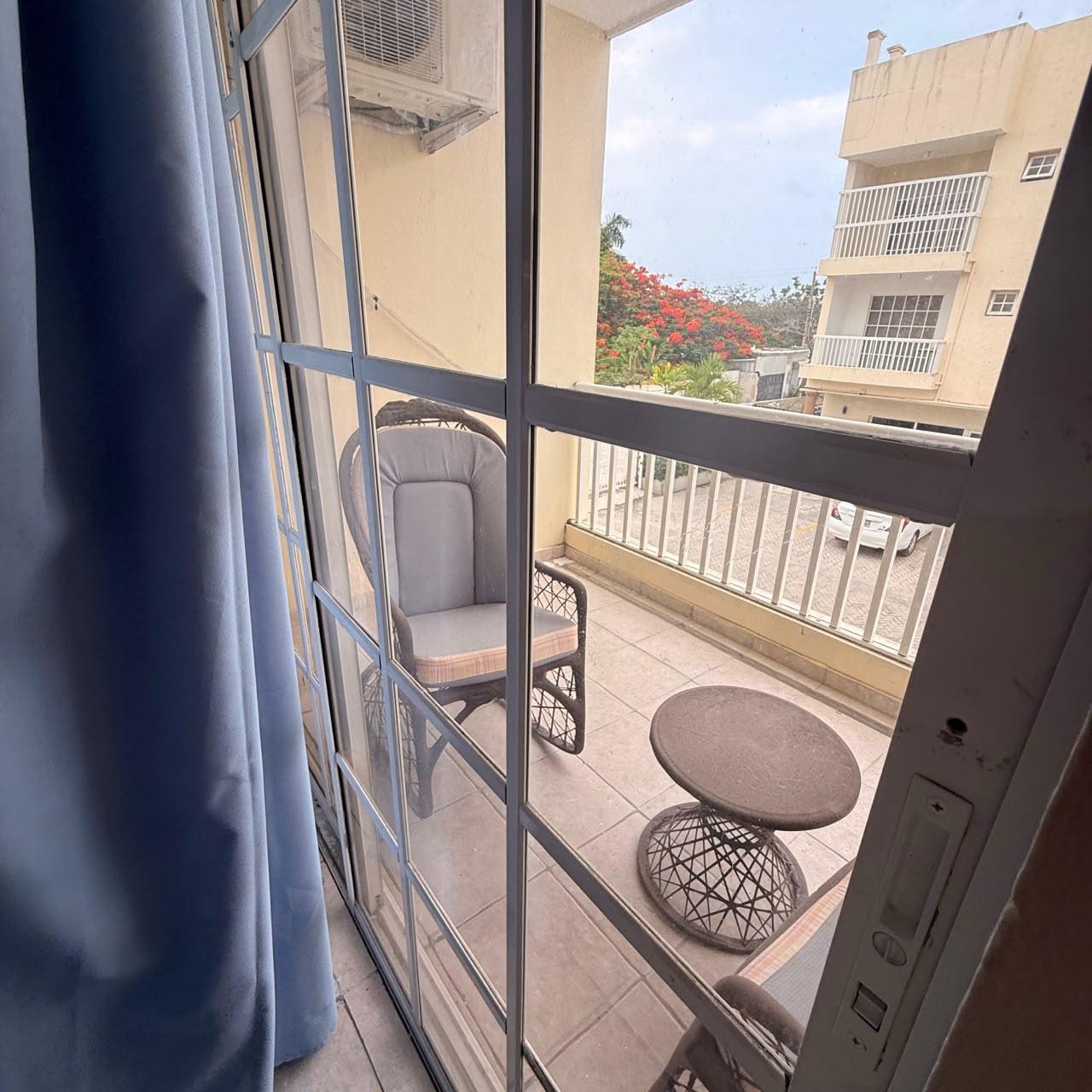 ALQUILO APARTAMENTO AMOBLADO