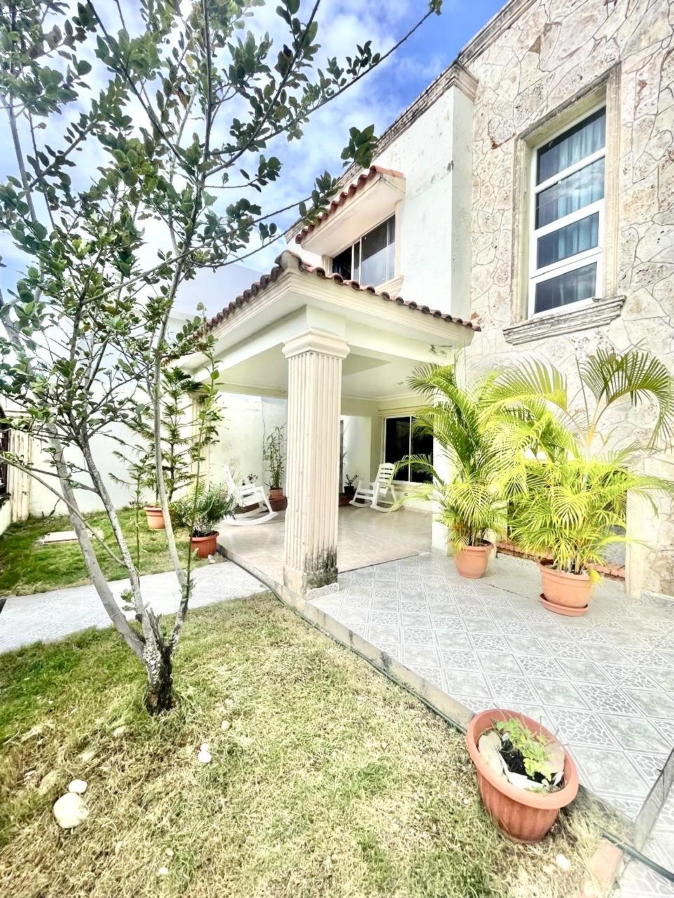 Vendo Casa De Oportunidad En Av. Rep De Colombia