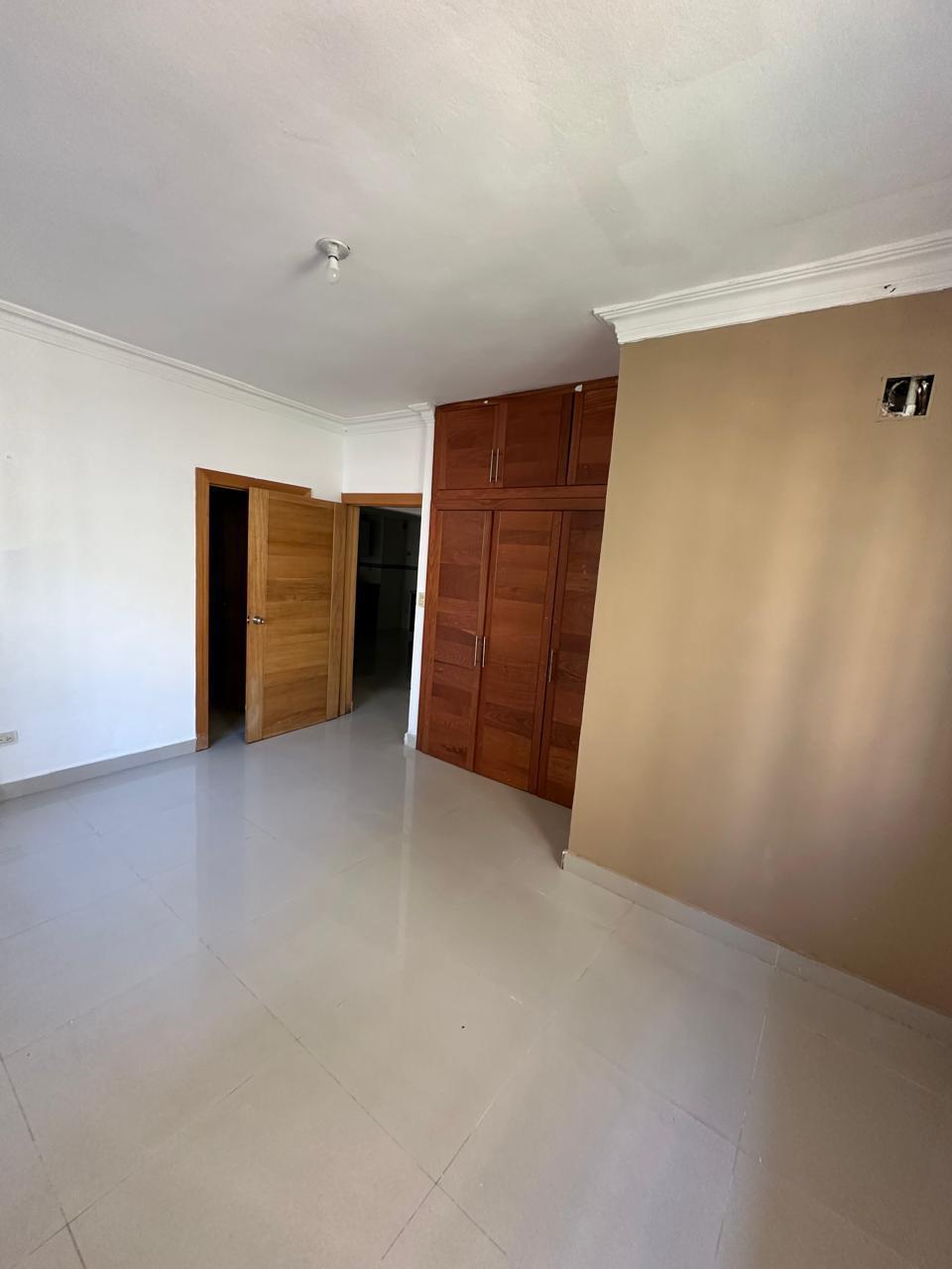 🏡✨ Apartamento amplio de 2 habitaciones en Gazcue de 117.42 m²