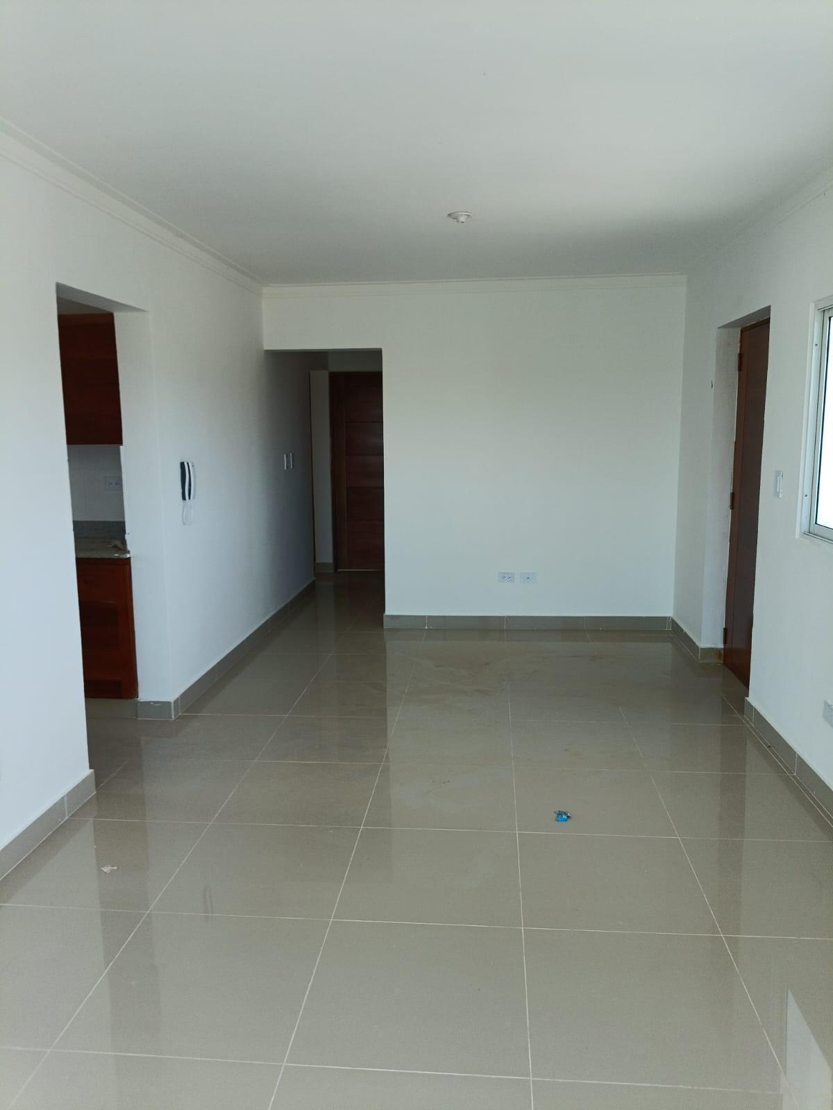 Apartamento en Venta en Santo Domingo Este Próximo a Caribe Tours