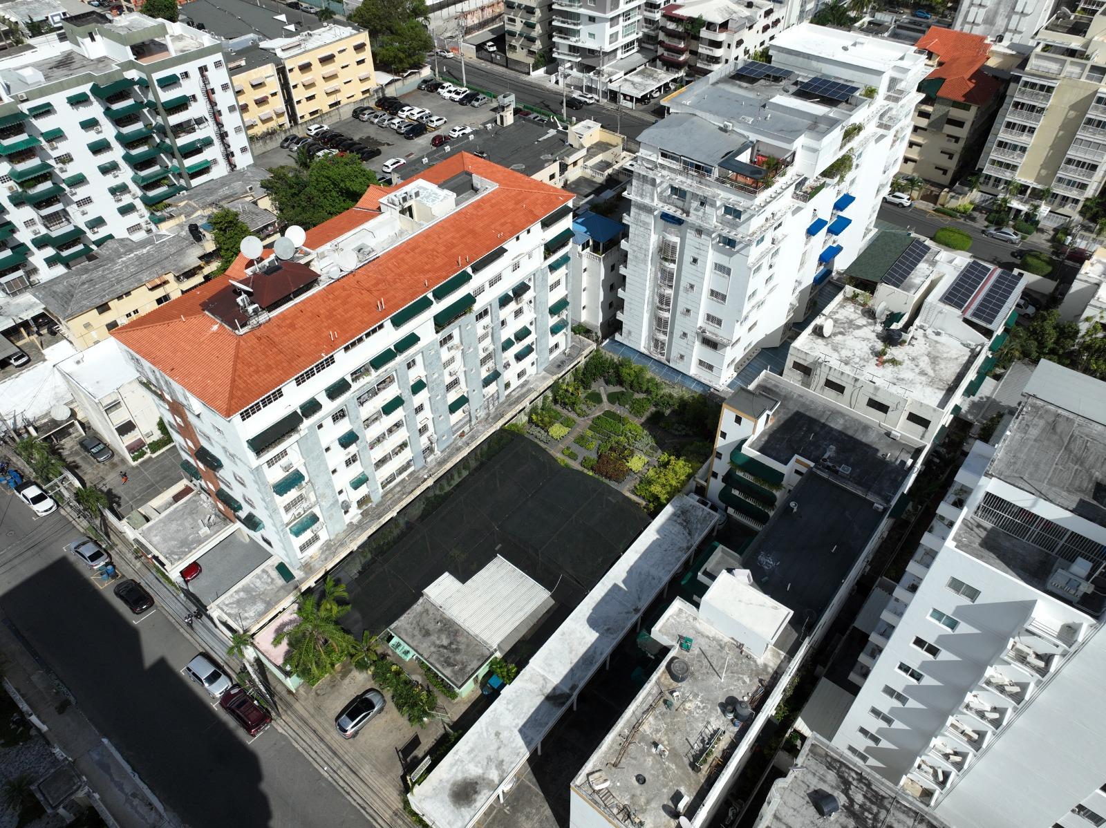 Lot in Evaristo Morales