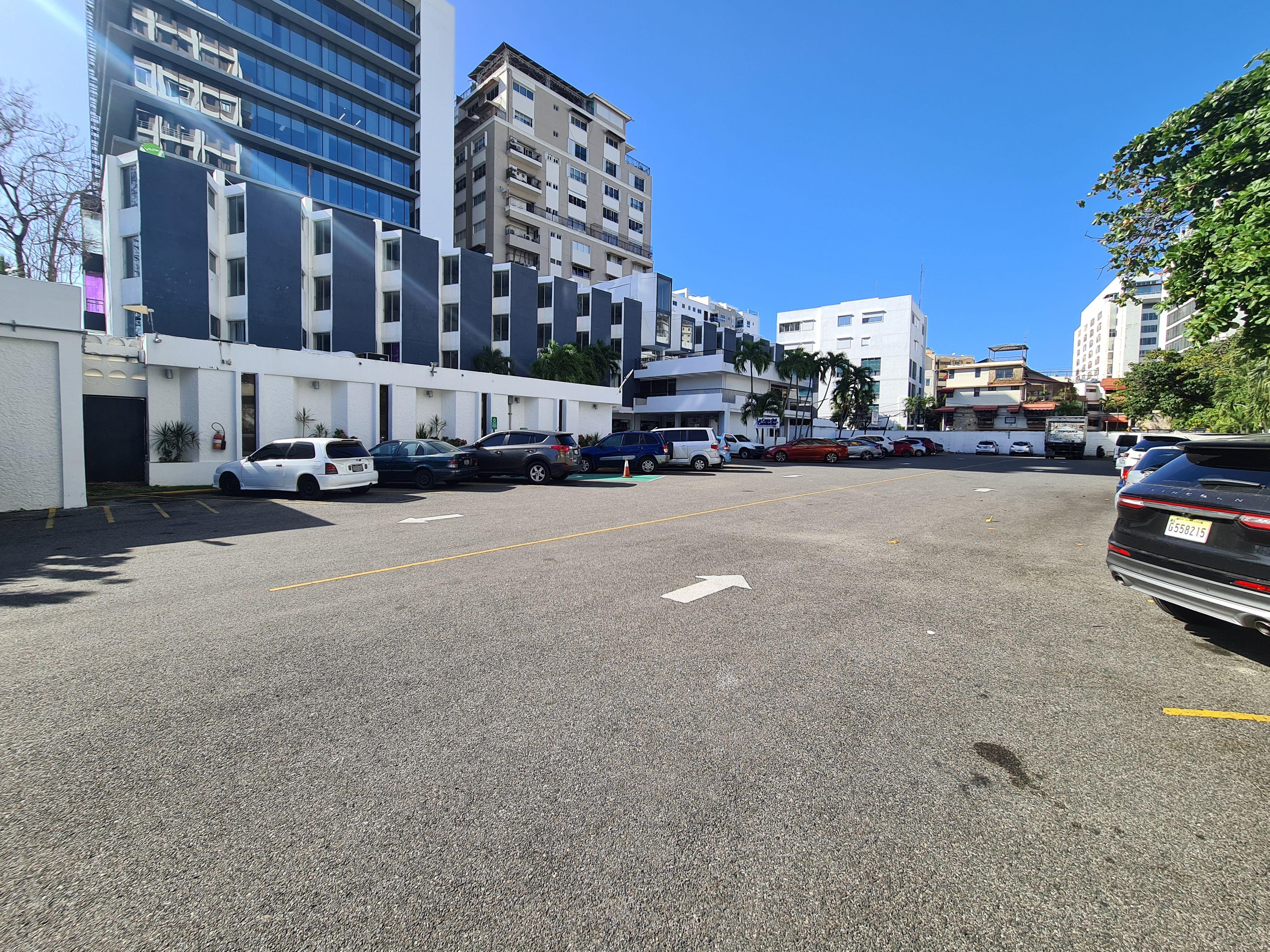 Commercial space in La Esperilla