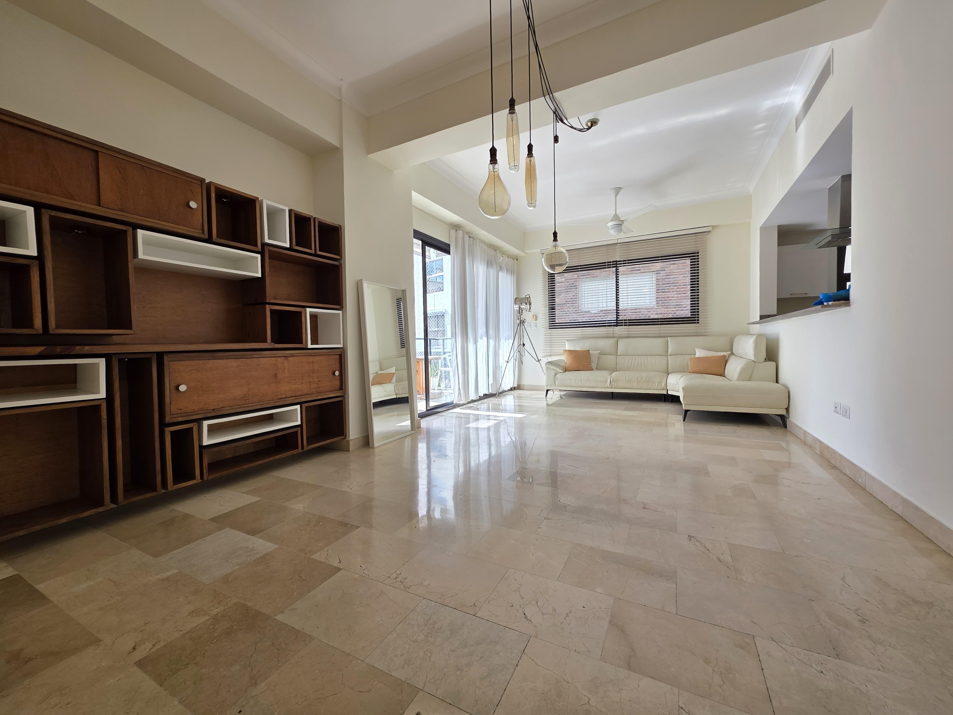 APARTAMENTO DE 2 HABITACIONES PISO ALTO EN NACO