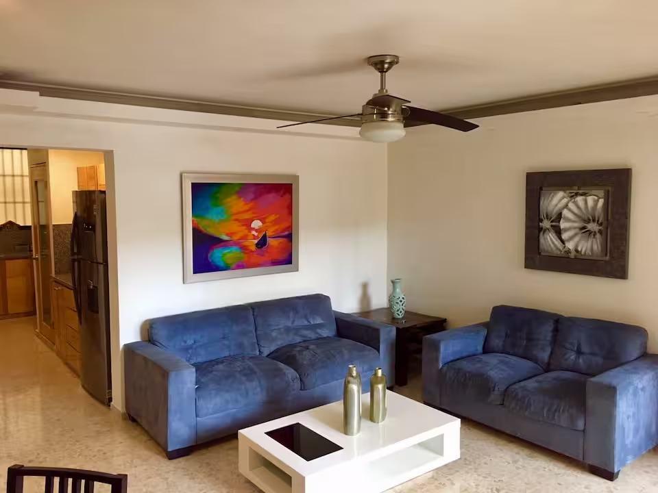 Apartamento Amueblado y Renovado en Bella Vista | 2 Habitaciones
